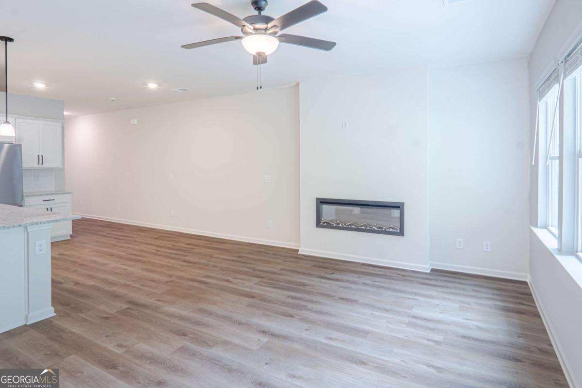 411 Summit View Lane # 3 Property Photo 3