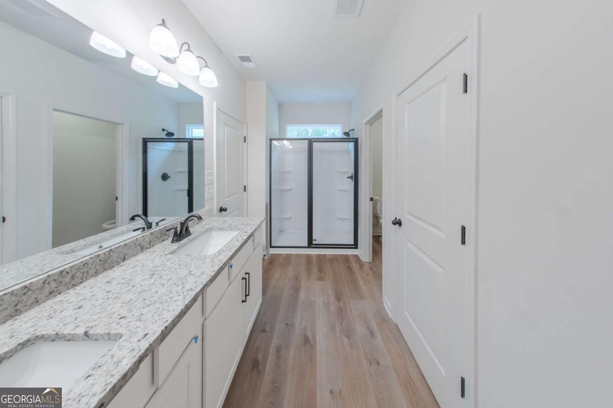411 Summit View Lane # 3 Property Photo 12