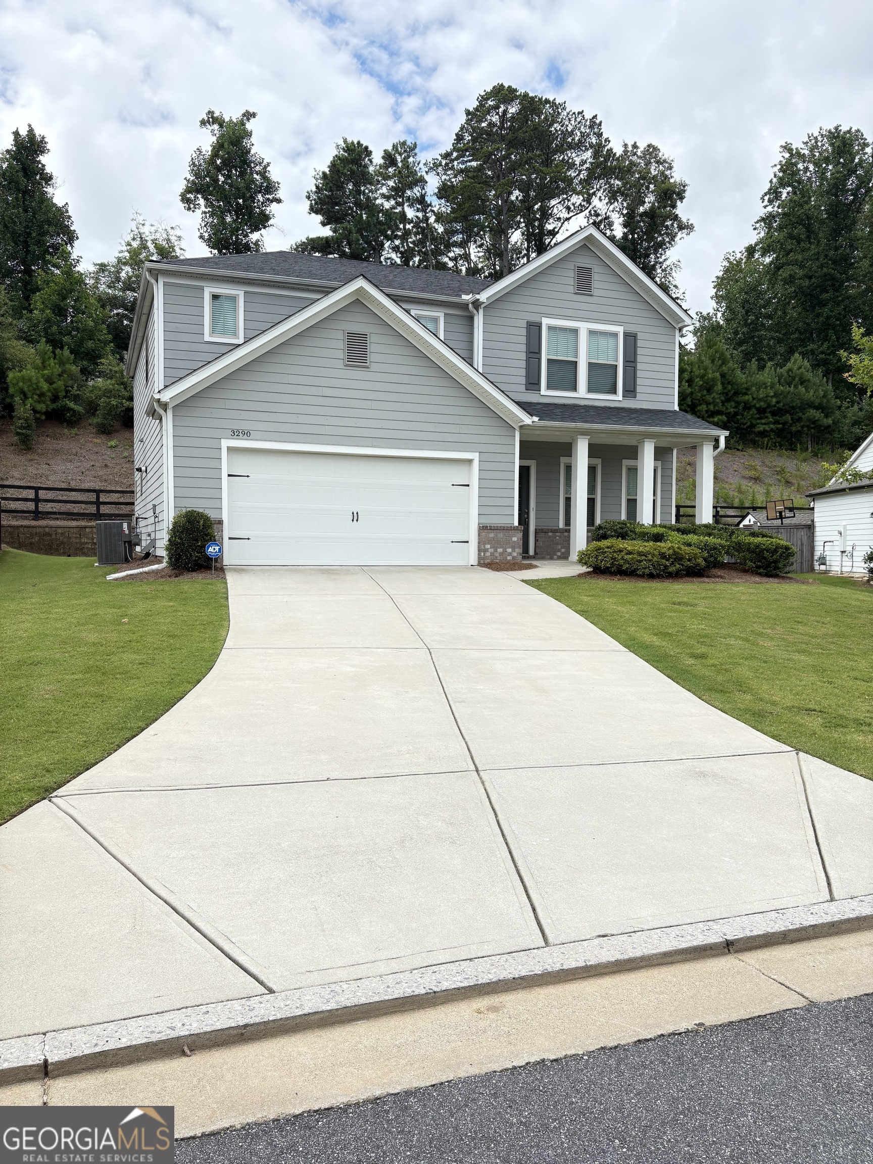 3290 Summerpoint Crossing Property Photo 3