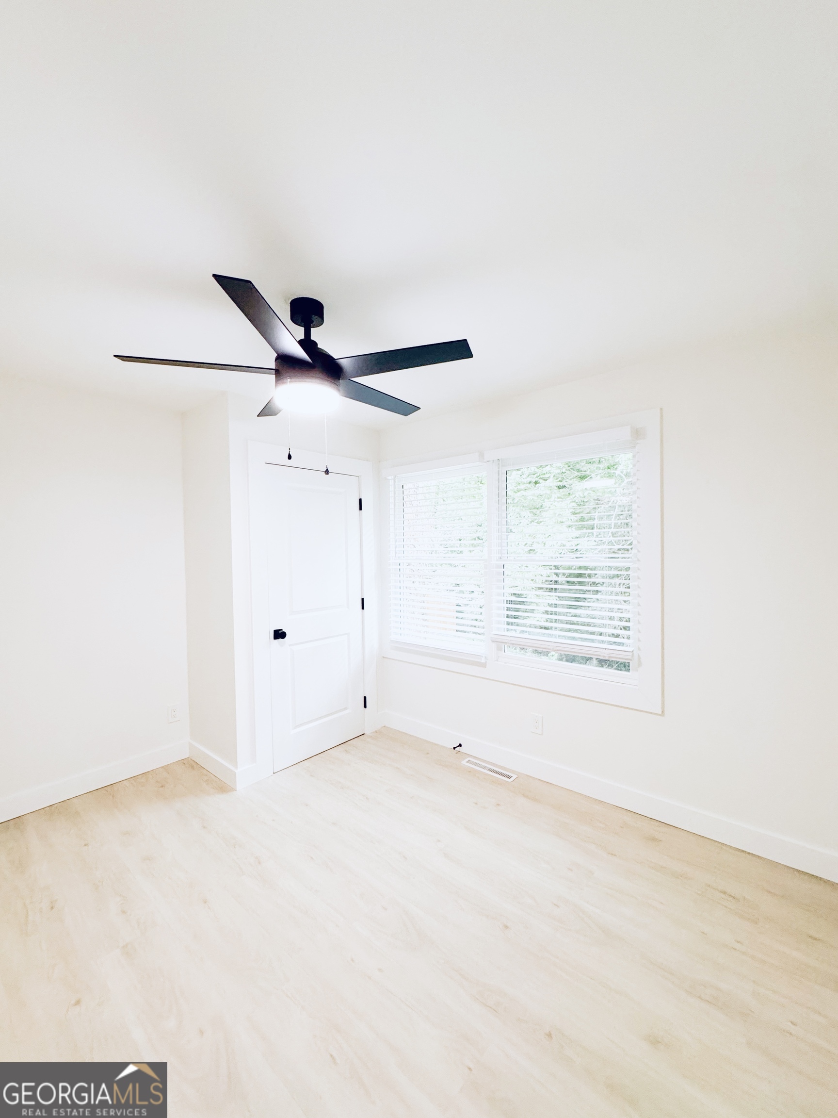 2702 Rollingwood Lane Se Property Photo 11