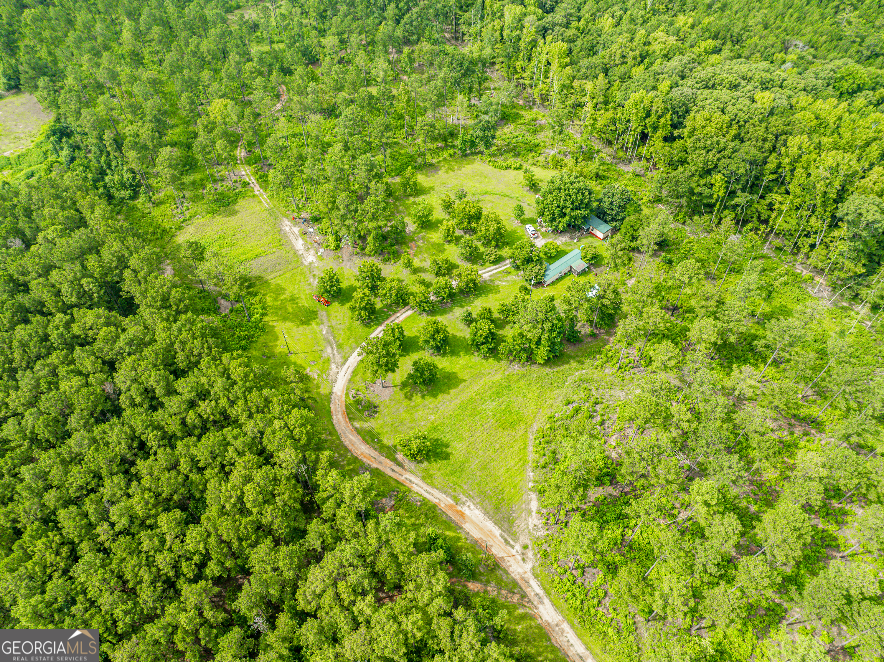 1052 Fortville Milledgeville Road Property Photo 2