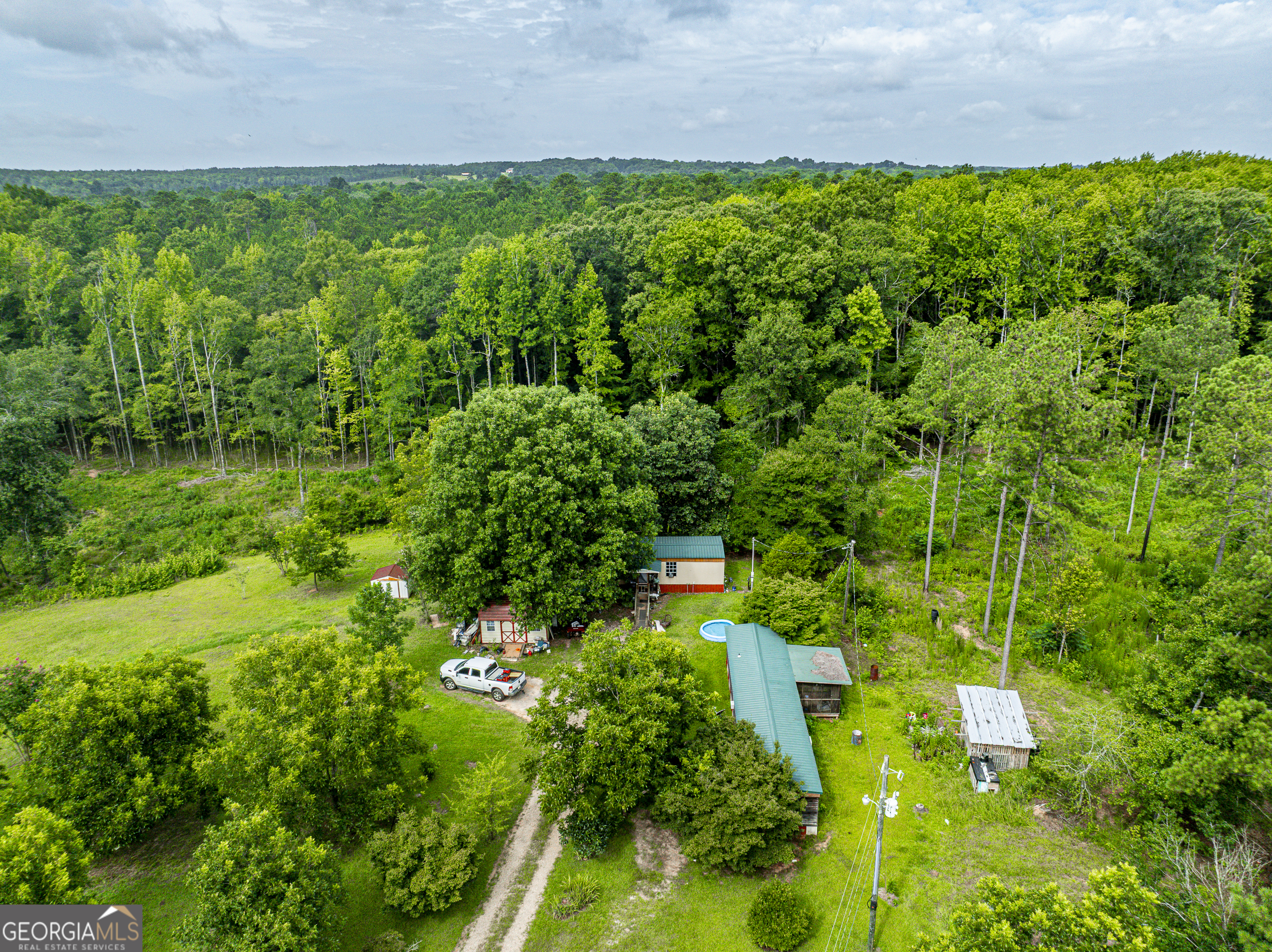 1052 Fortville Milledgeville Road Property Photo 6