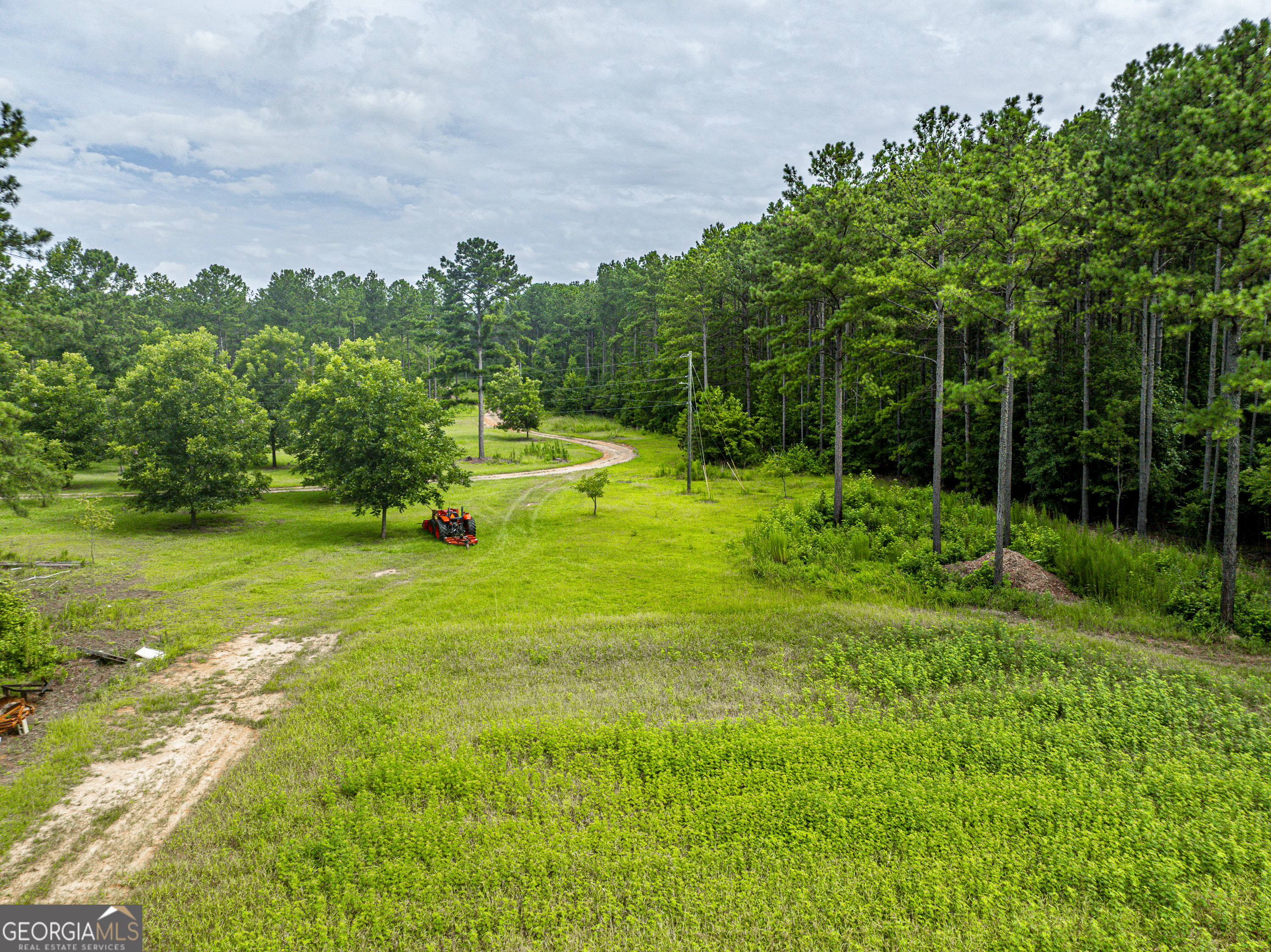 1052 Fortville Milledgeville Road Property Photo 7
