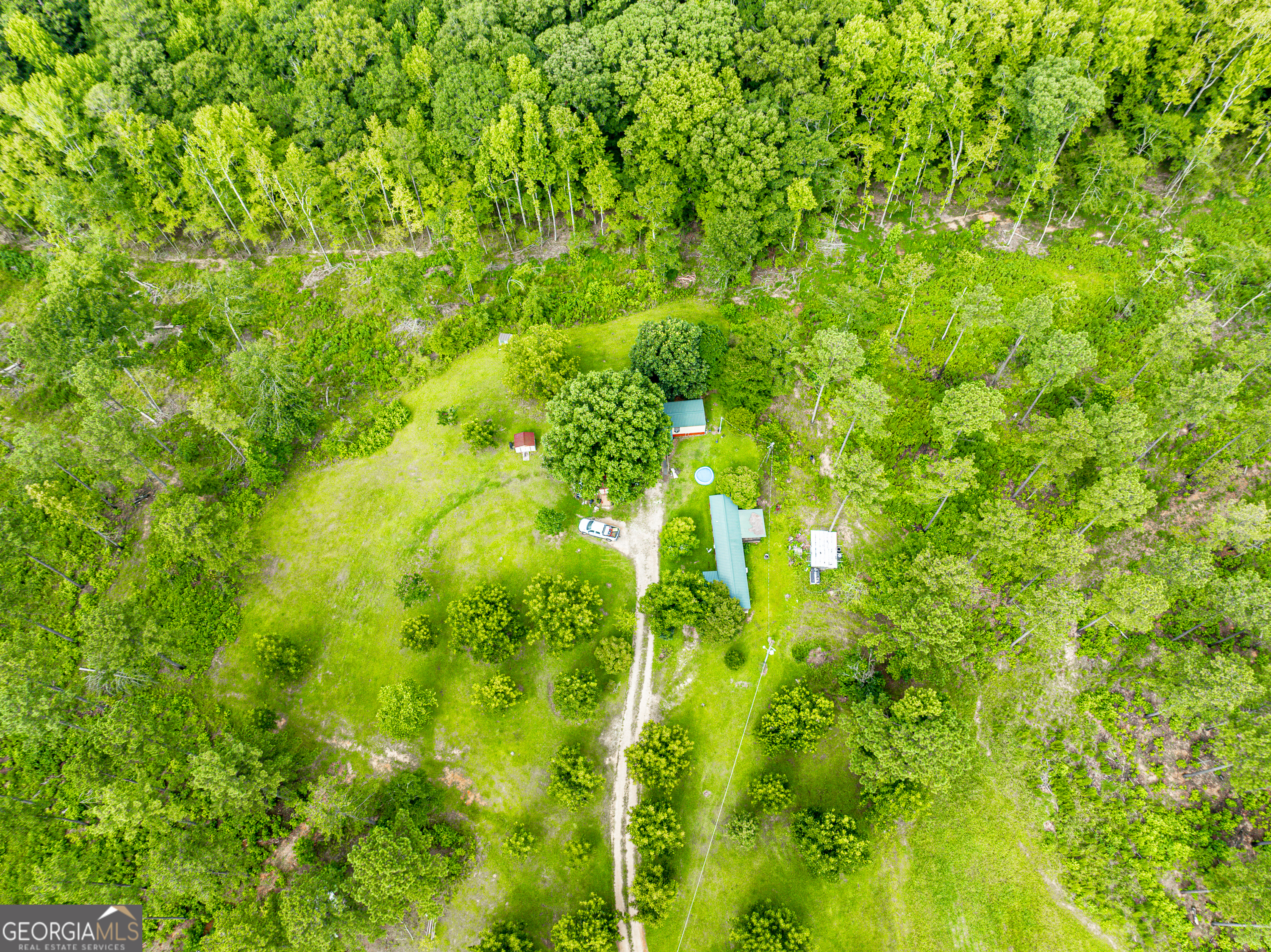 1052 Fortville Milledgeville Road Property Photo 9