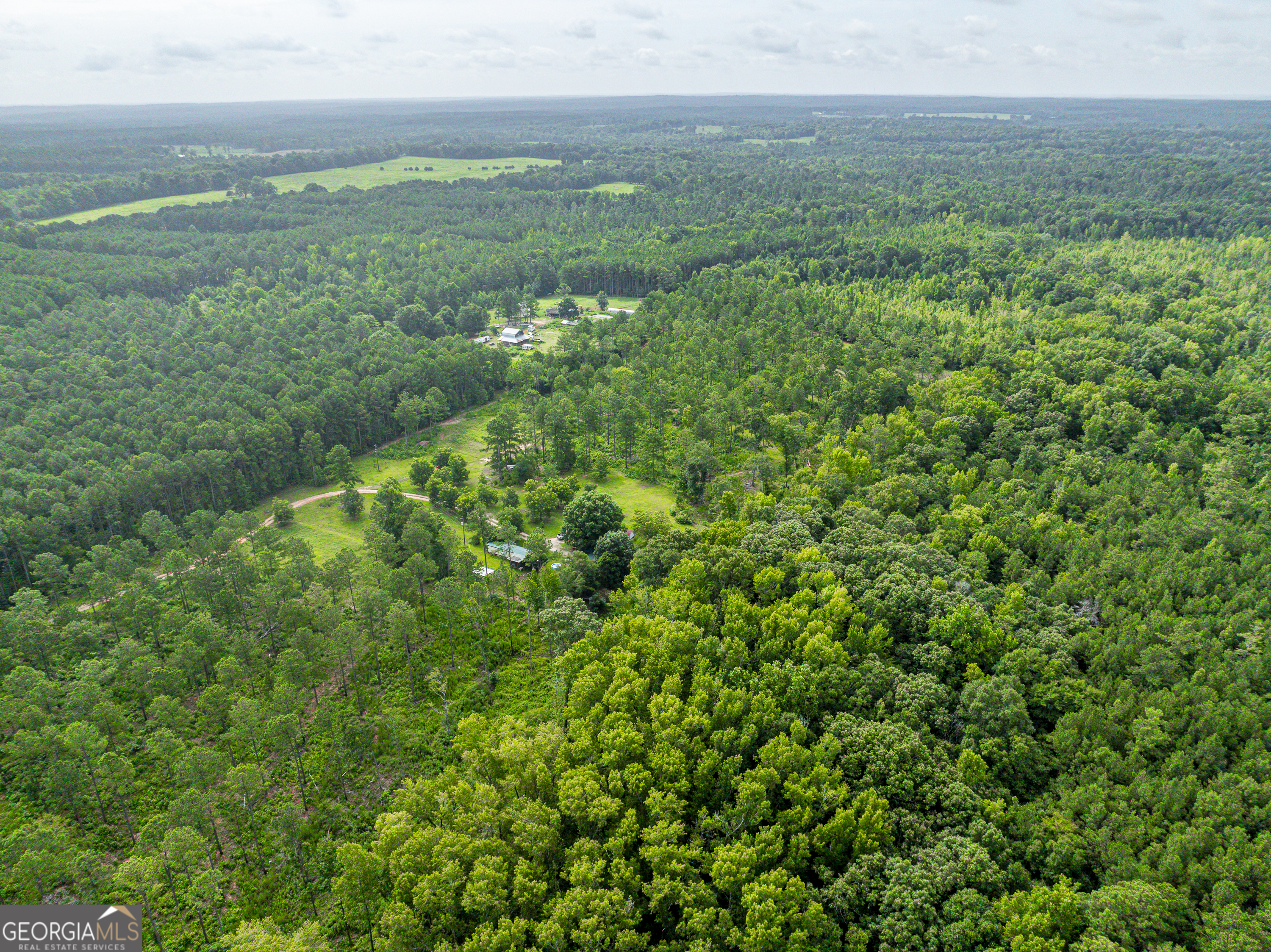 1052 Fortville Milledgeville Road Property Photo 18