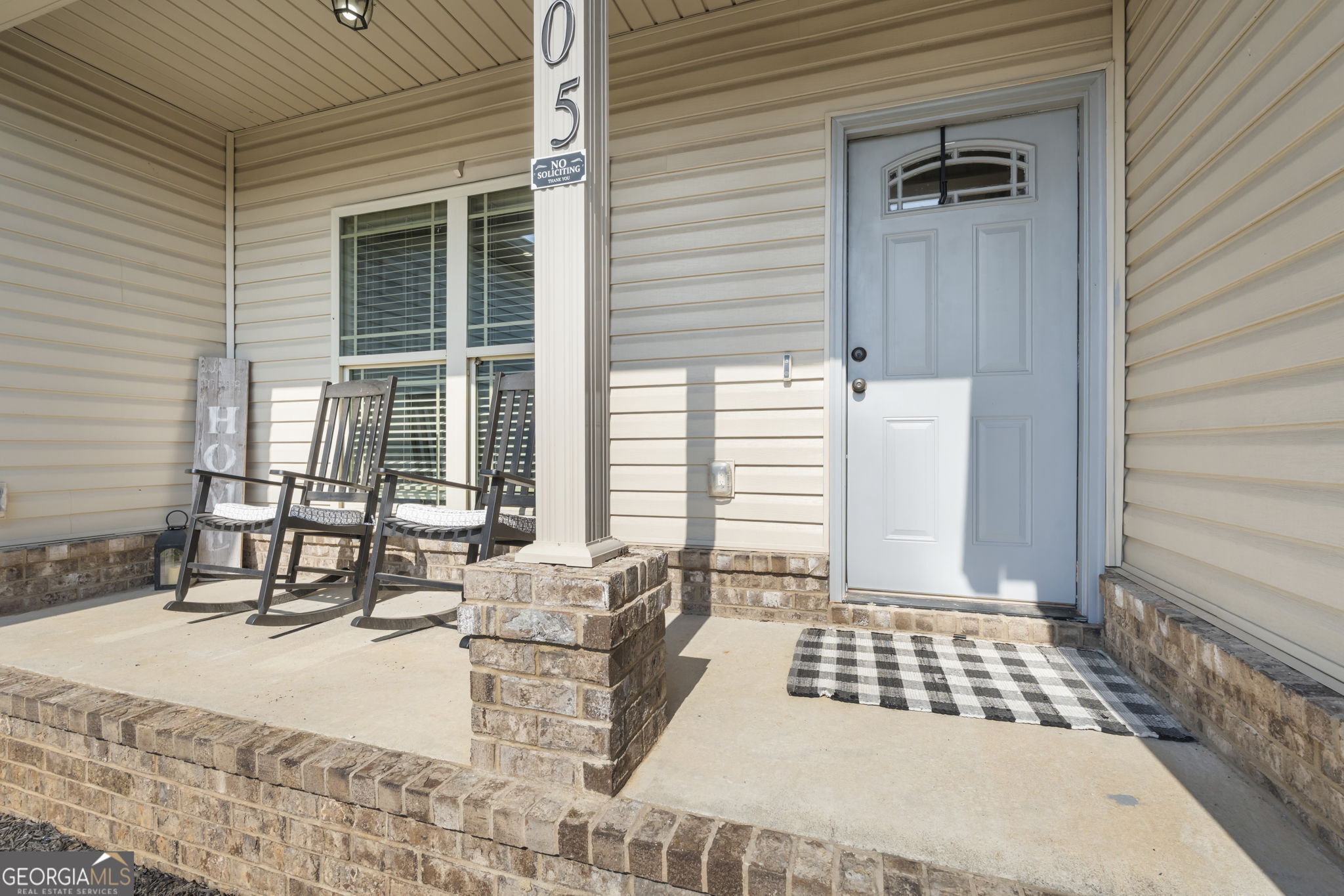 105 Exeter Way Property Photo 3