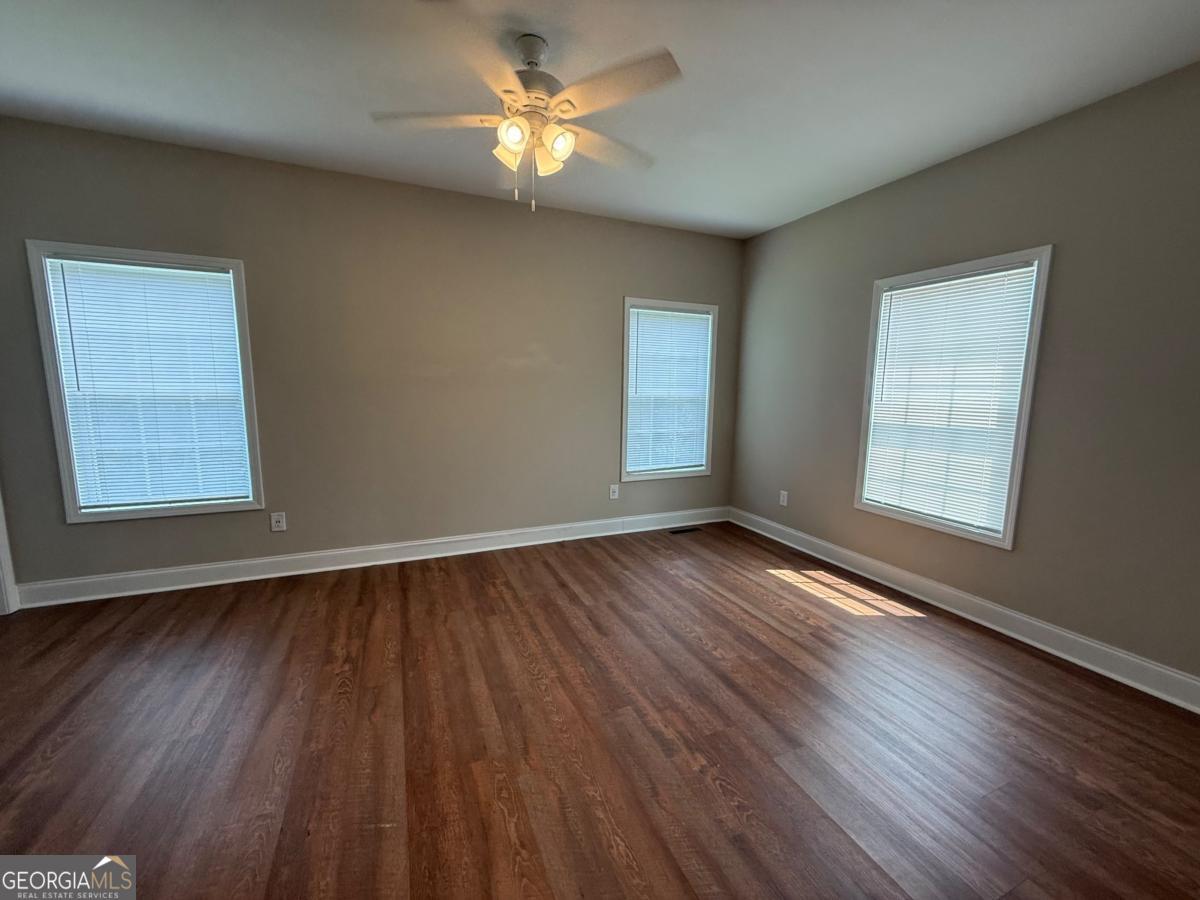 519 Liberty Park Drive Property Photo 5