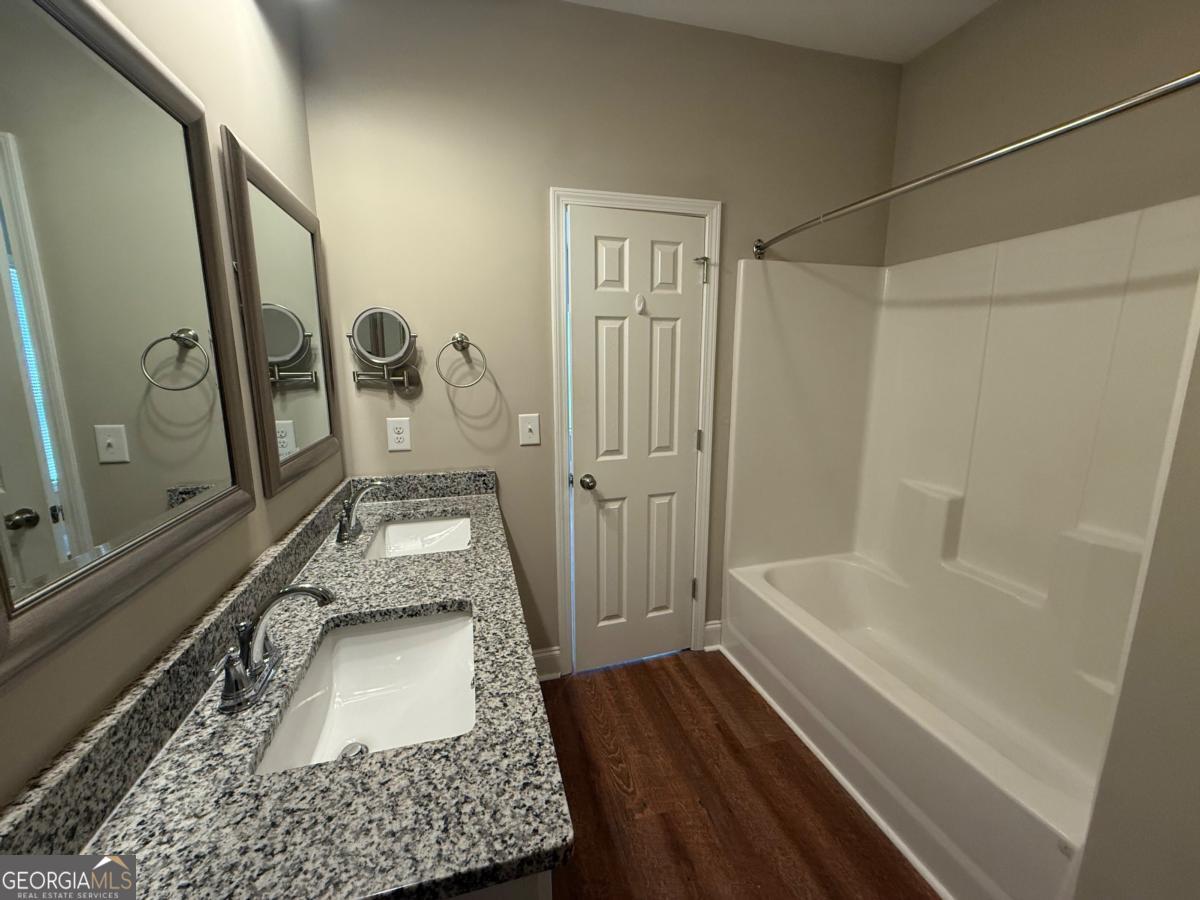 519 Liberty Park Drive Property Photo 6