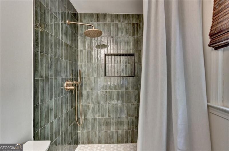 585 Cambridge Way Property Photo 53