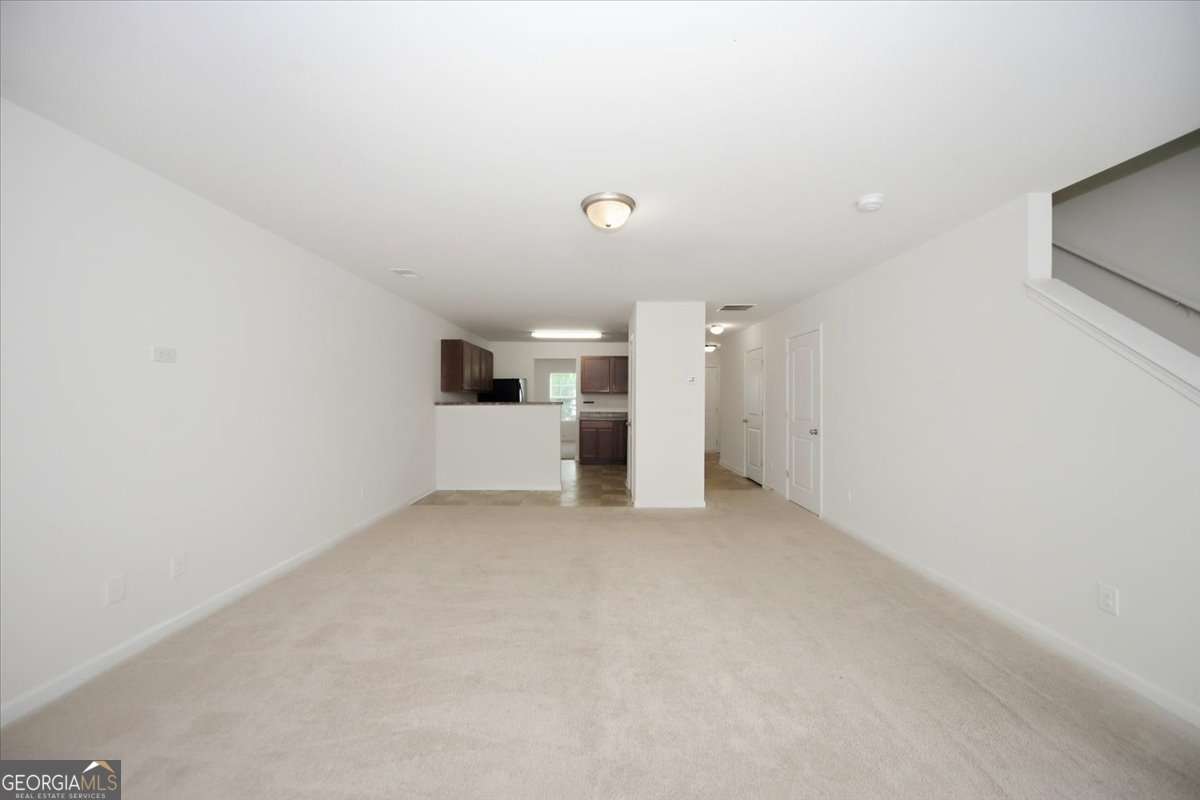 2543 Piering Drive Property Photo 2