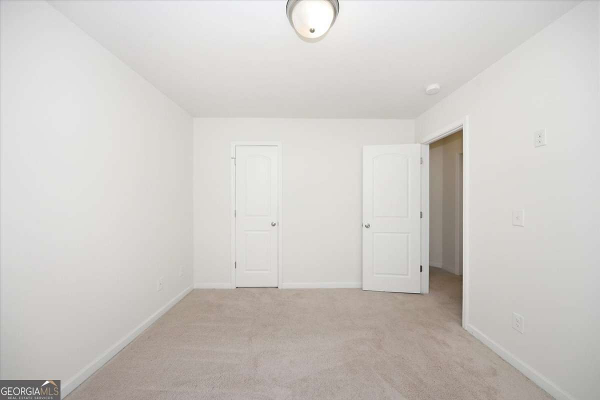 2543 Piering Drive Property Photo 18