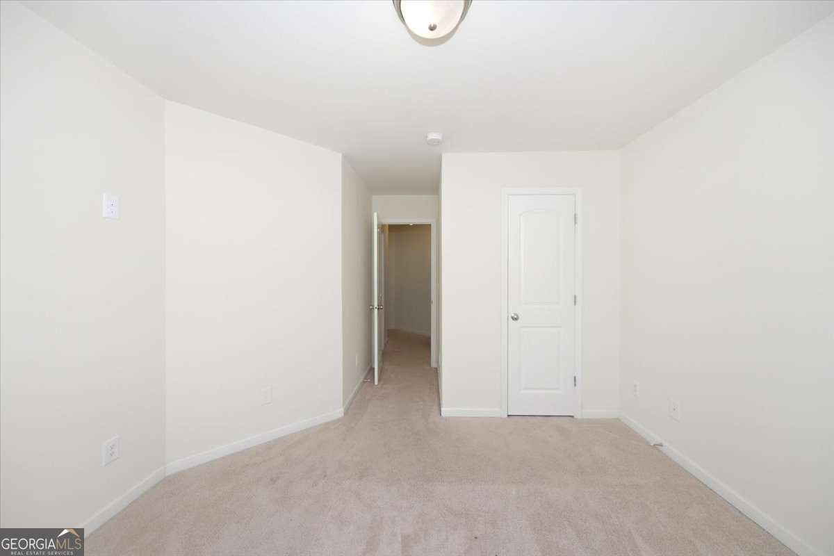 2543 Piering Drive Property Photo 24