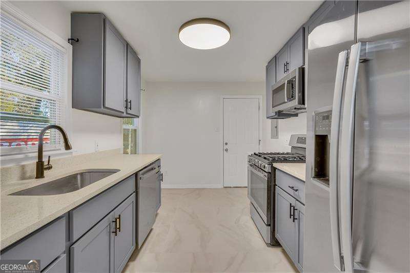 2205 Texas Avenue Property Photo 6