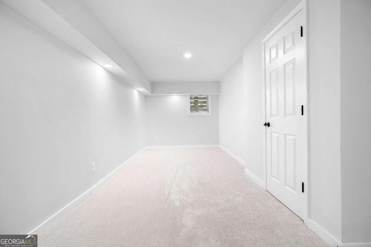 2860 Reveille Circle Se Property Photo 28