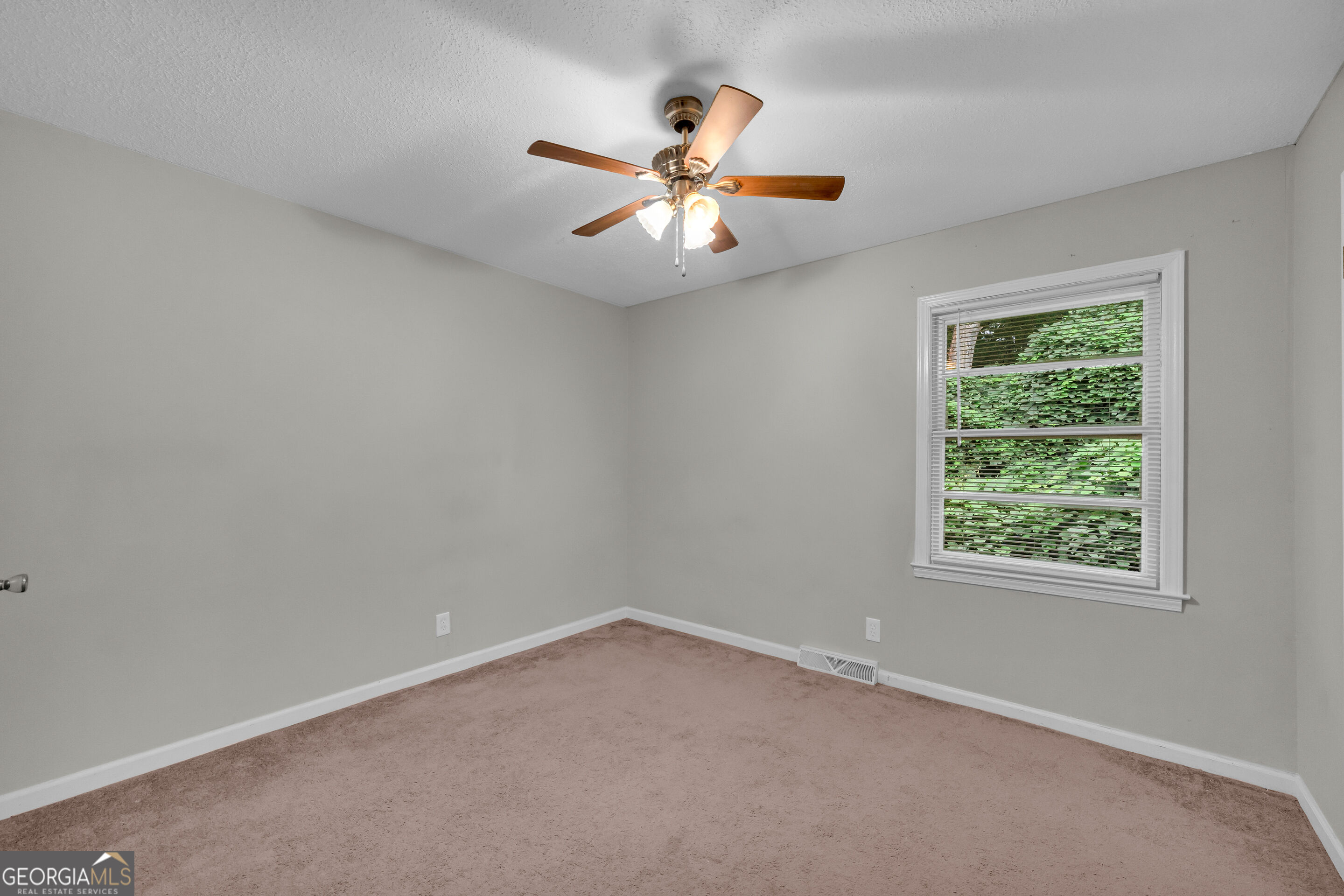 514 S Broad Street Property Photo 21