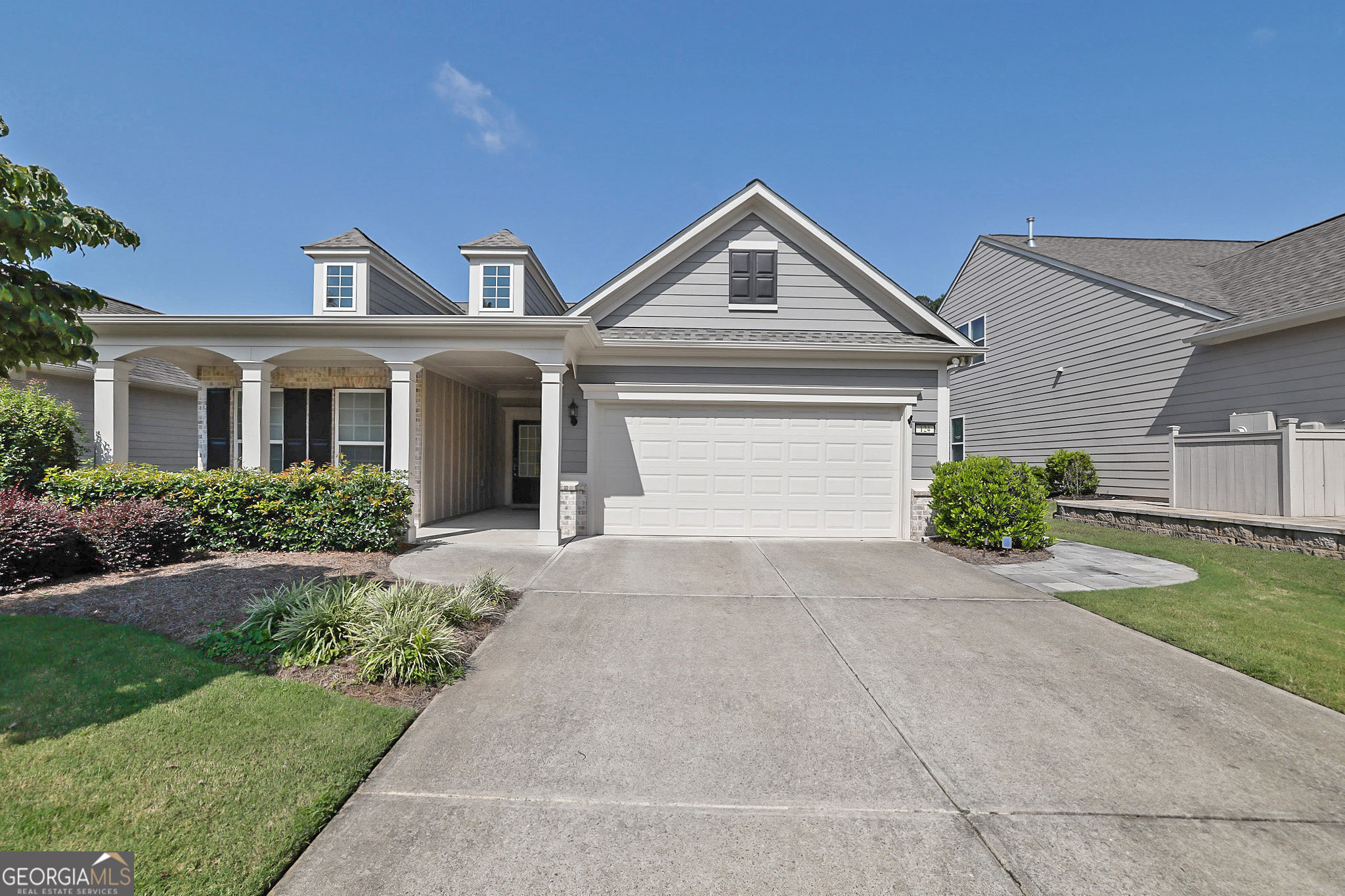 124 Wood Hollow Drive Property Photo 1