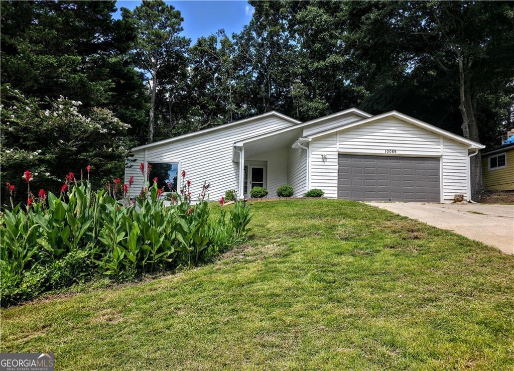10085 Old Woodland Entry Property Photo 1