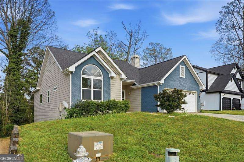 694 Shore View Property Photo 2