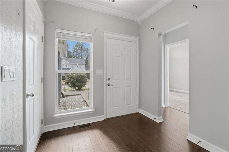 694 Shore View Property Photo 4