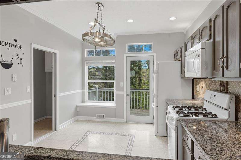 694 Shore View Property Photo 13