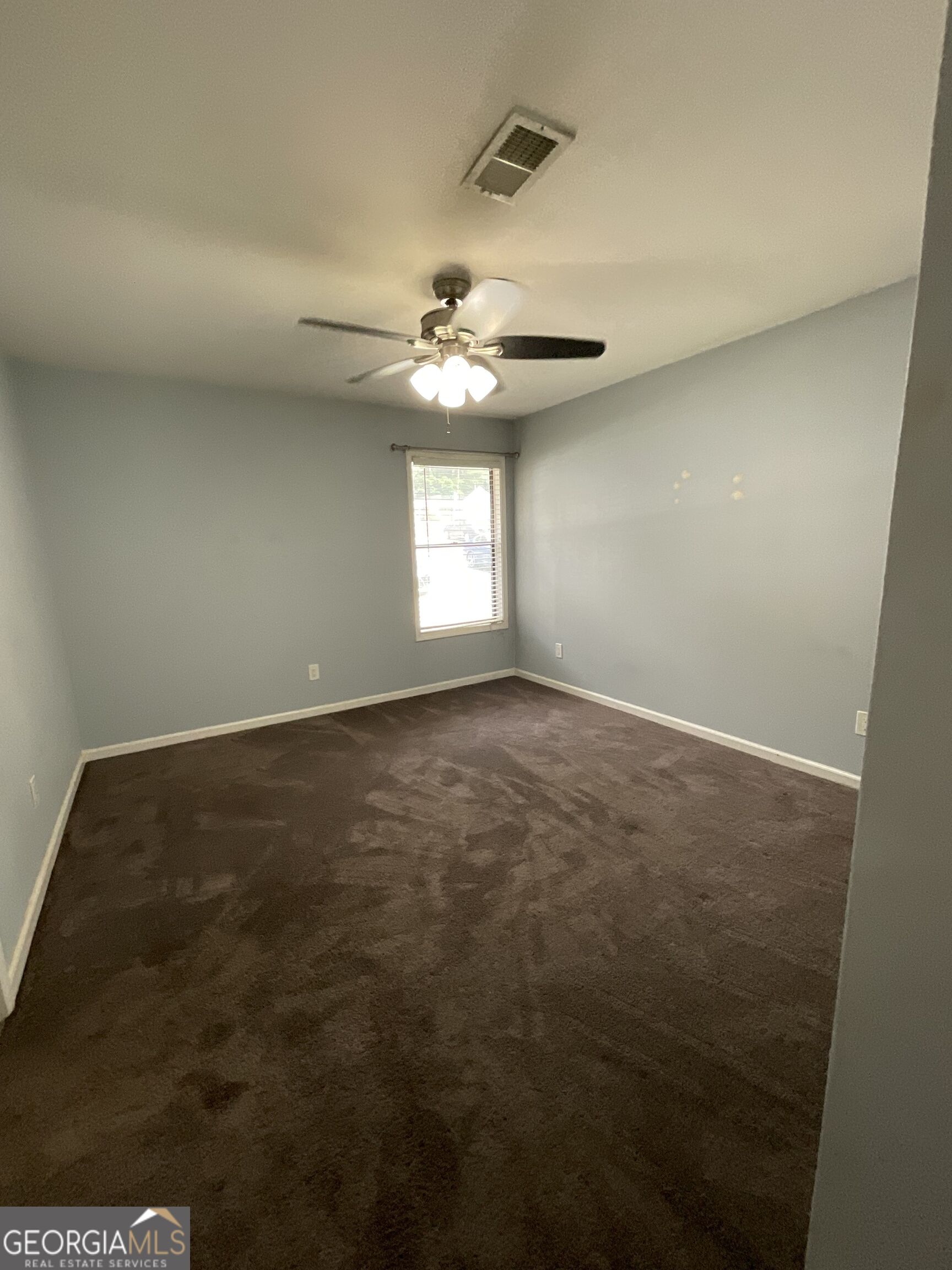 3969 Woodridge Way Property Photo 11