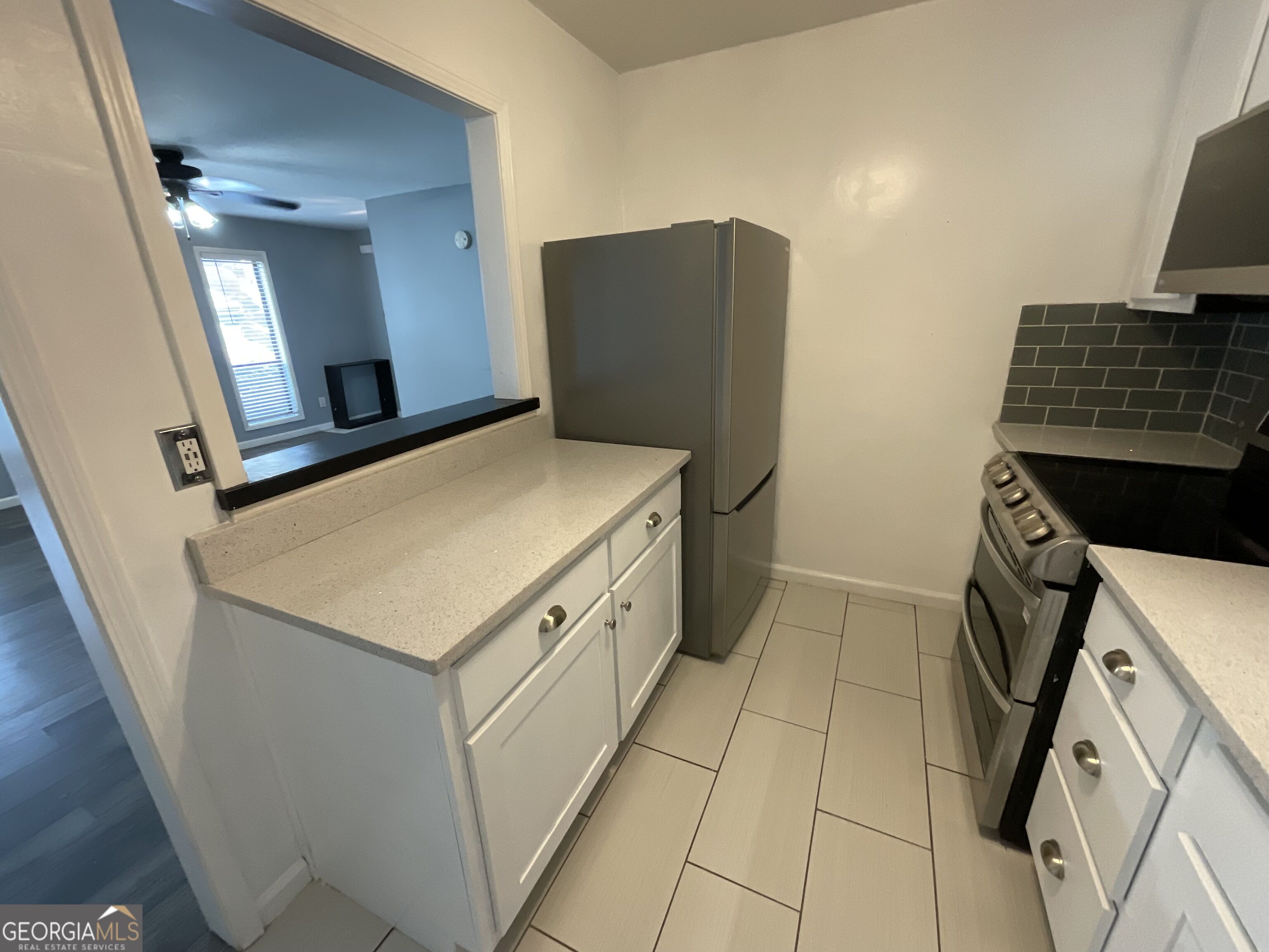 3969 Woodridge Way Property Photo 12