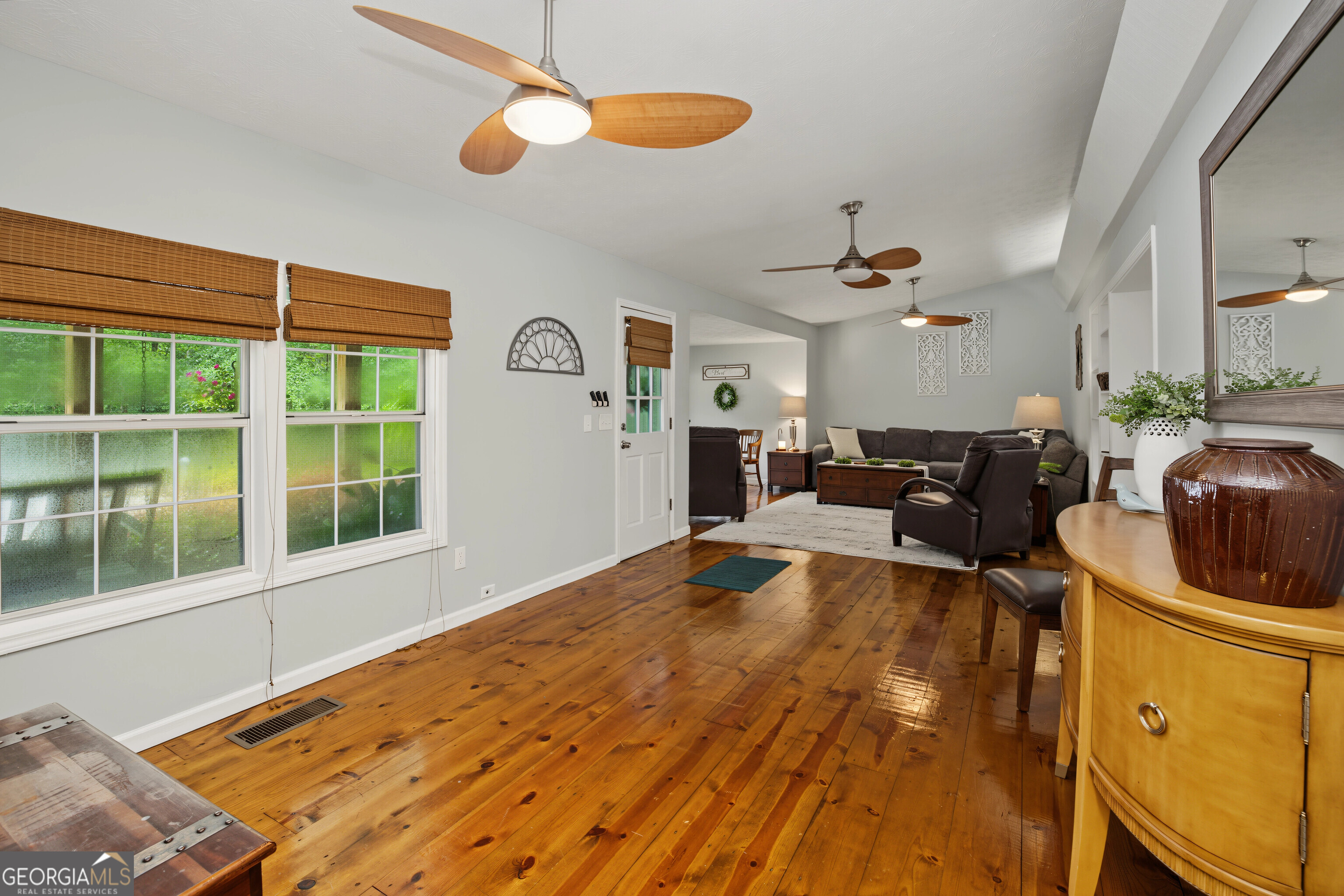 331 Clearwater Road Property Photo 10