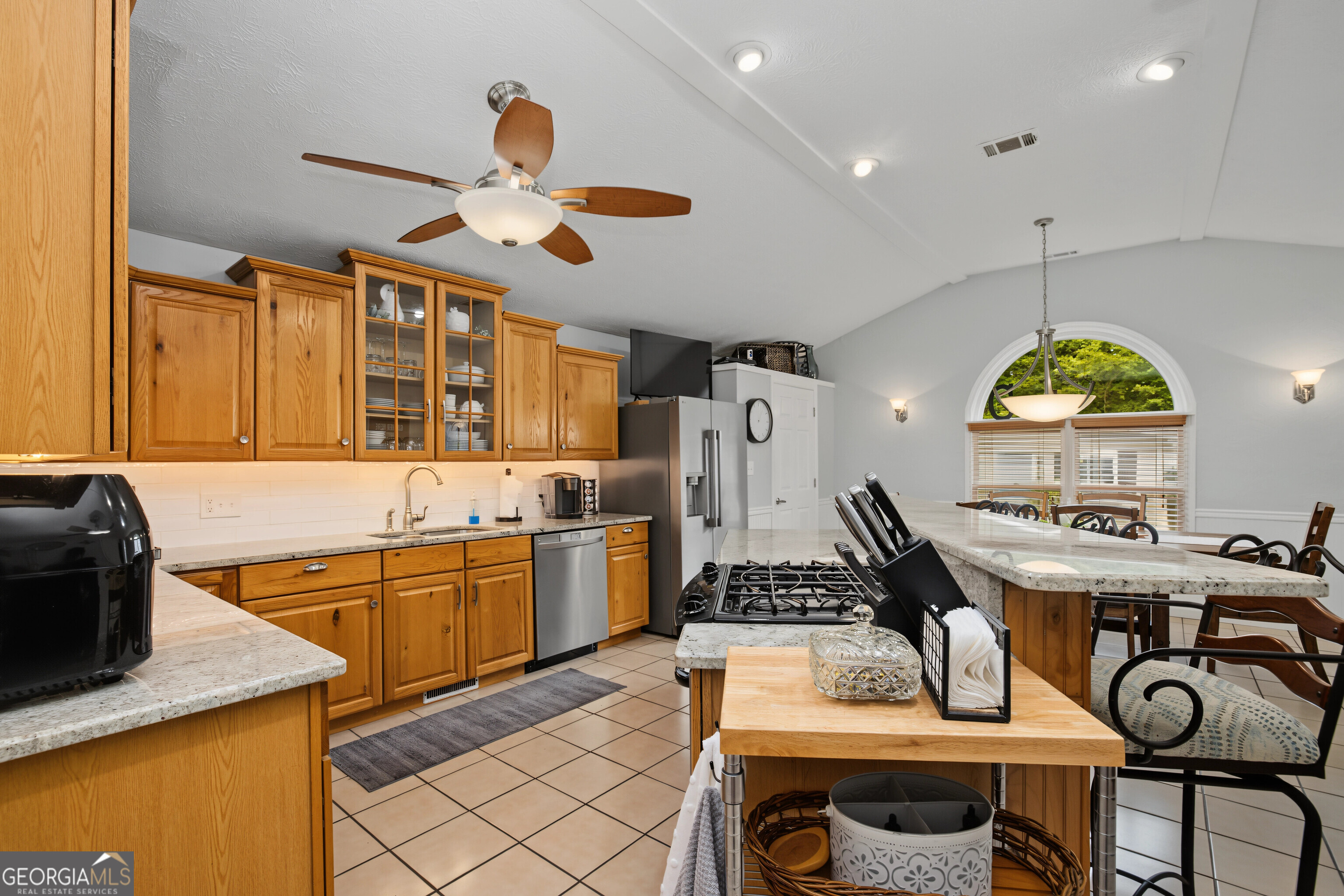 331 Clearwater Road Property Photo 19