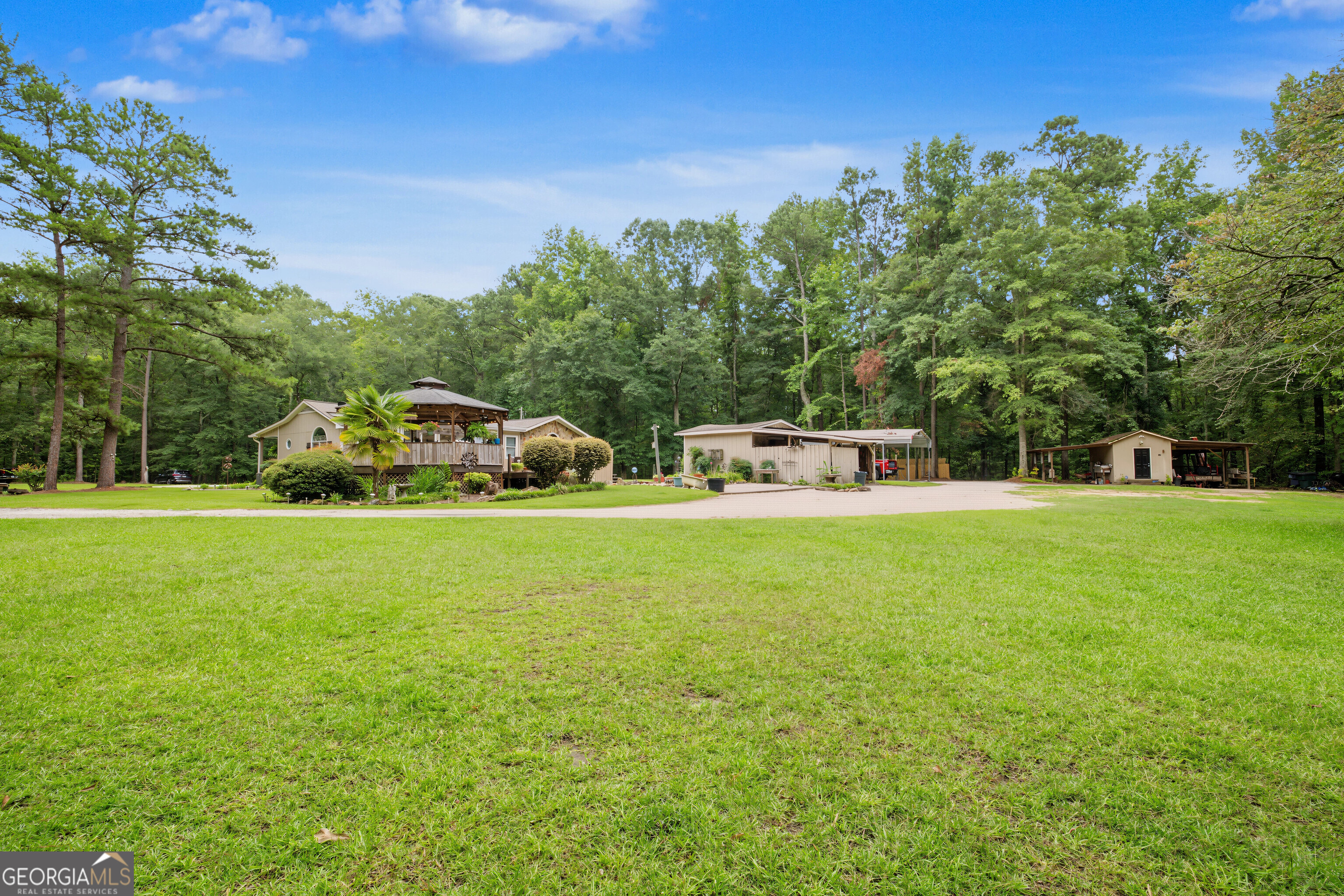 331 Clearwater Road Property Photo 40