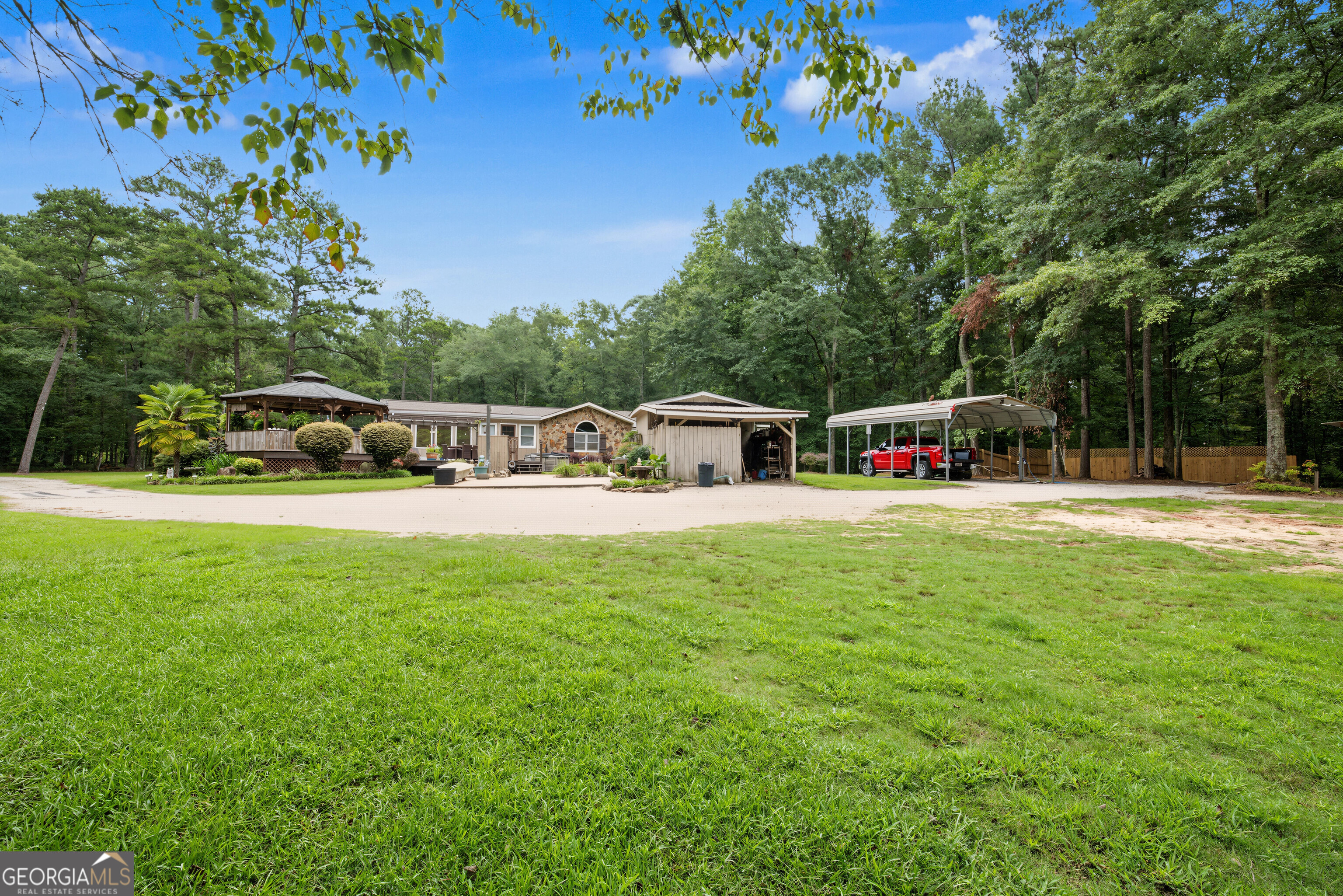 331 Clearwater Road Property Photo 41