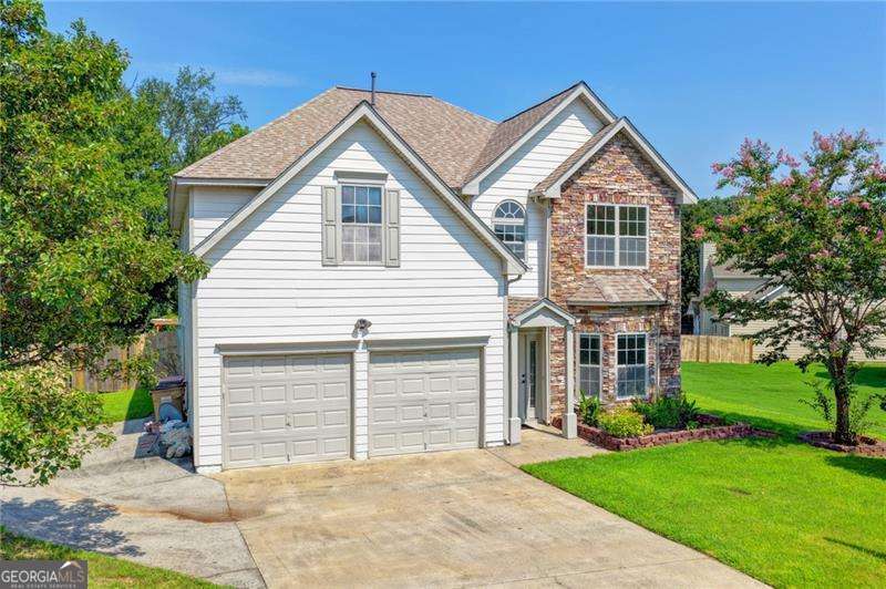 220 Nichols Drive Property Photo 3
