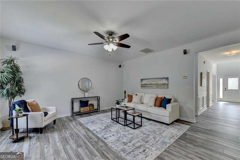220 Nichols Drive Property Photo 5