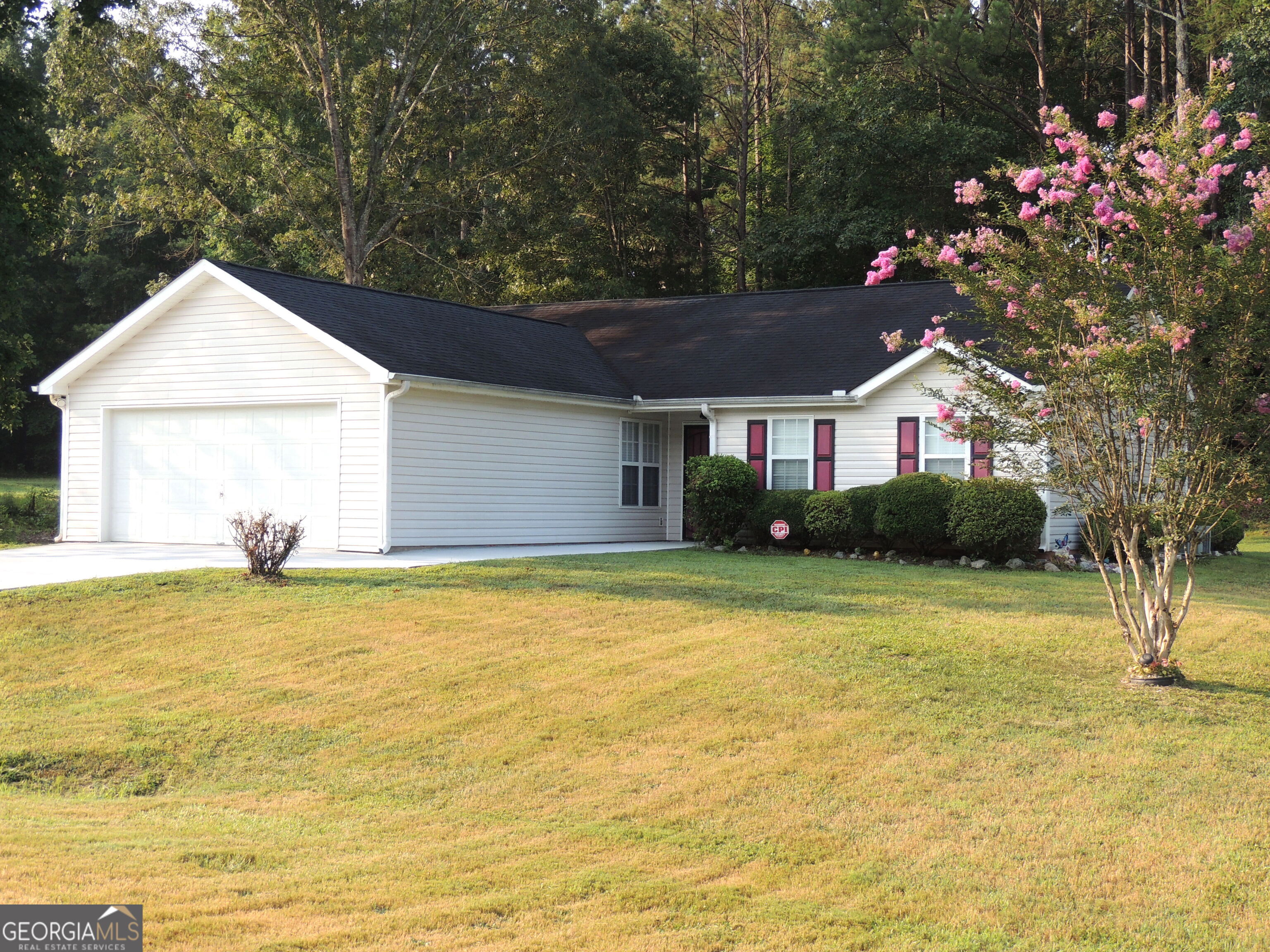 260 Mountainview Drive Property Photo 2