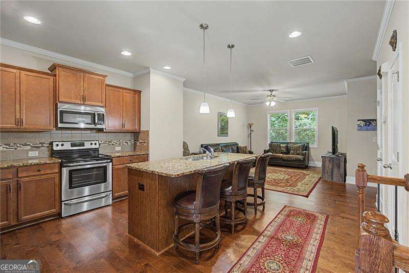 2168 Mission View Drive Property Photo 8