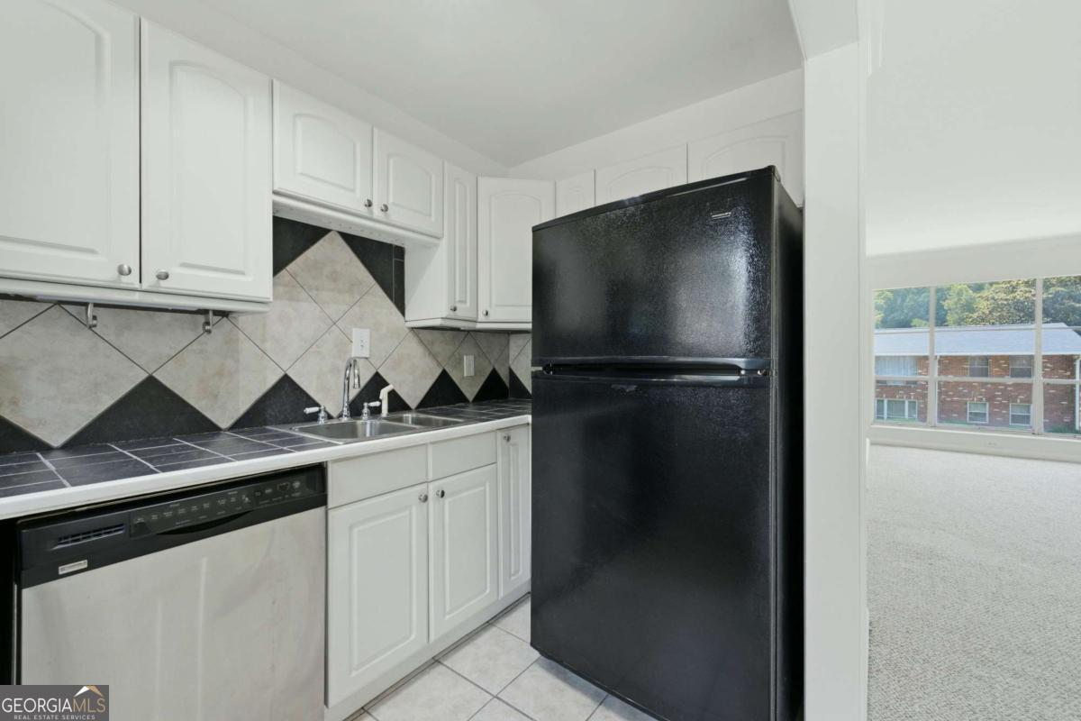 510 Coventry Road # 3c Property Photo 13