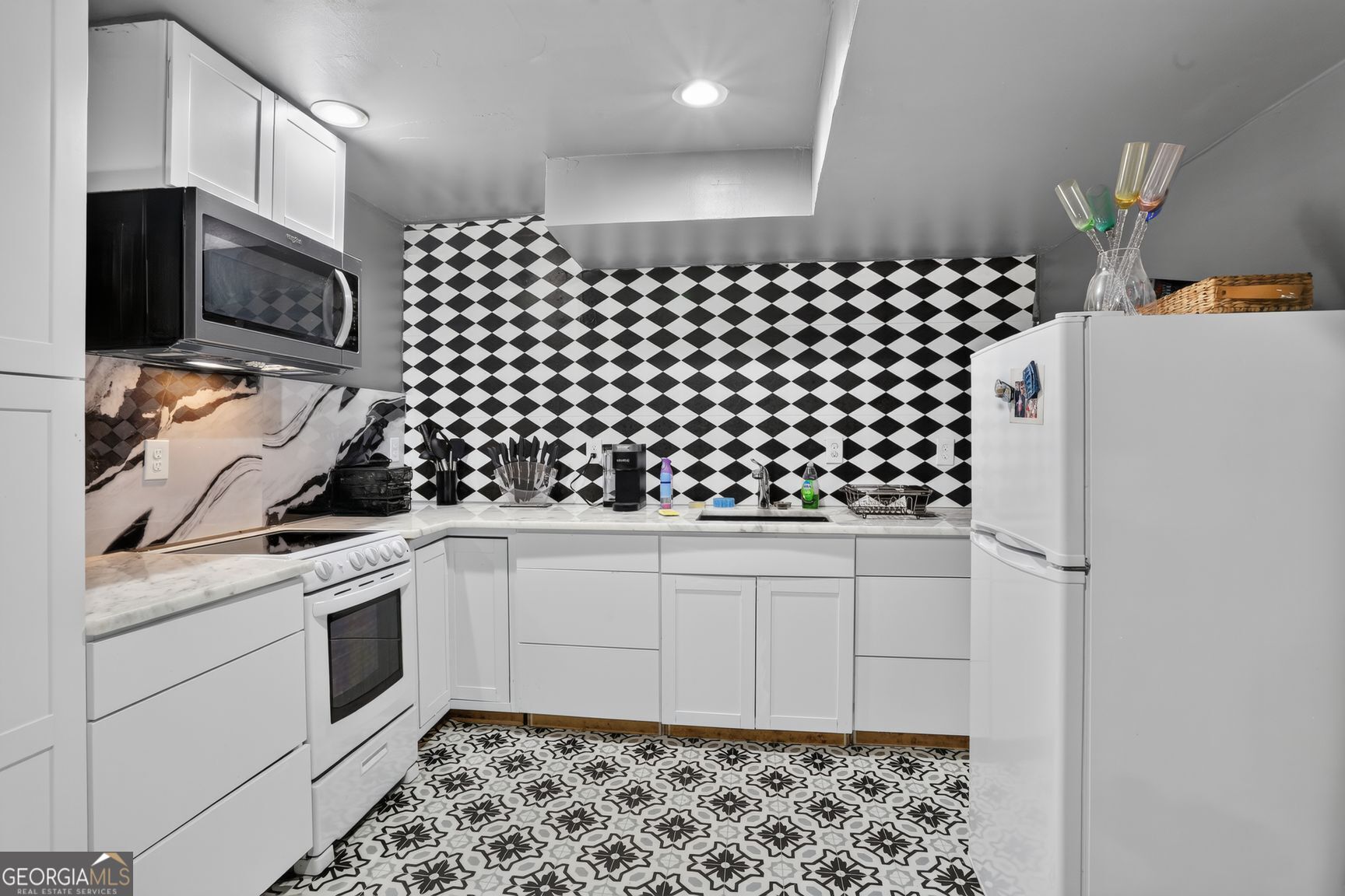 2672 Beecher Drive Property Photo 19