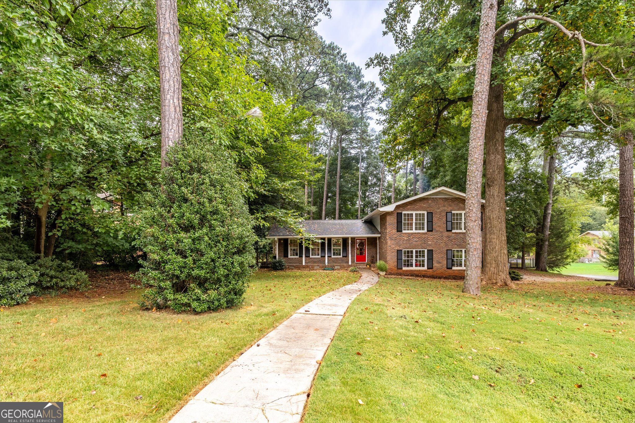 3921 Woburn Drive Property Photo 4
