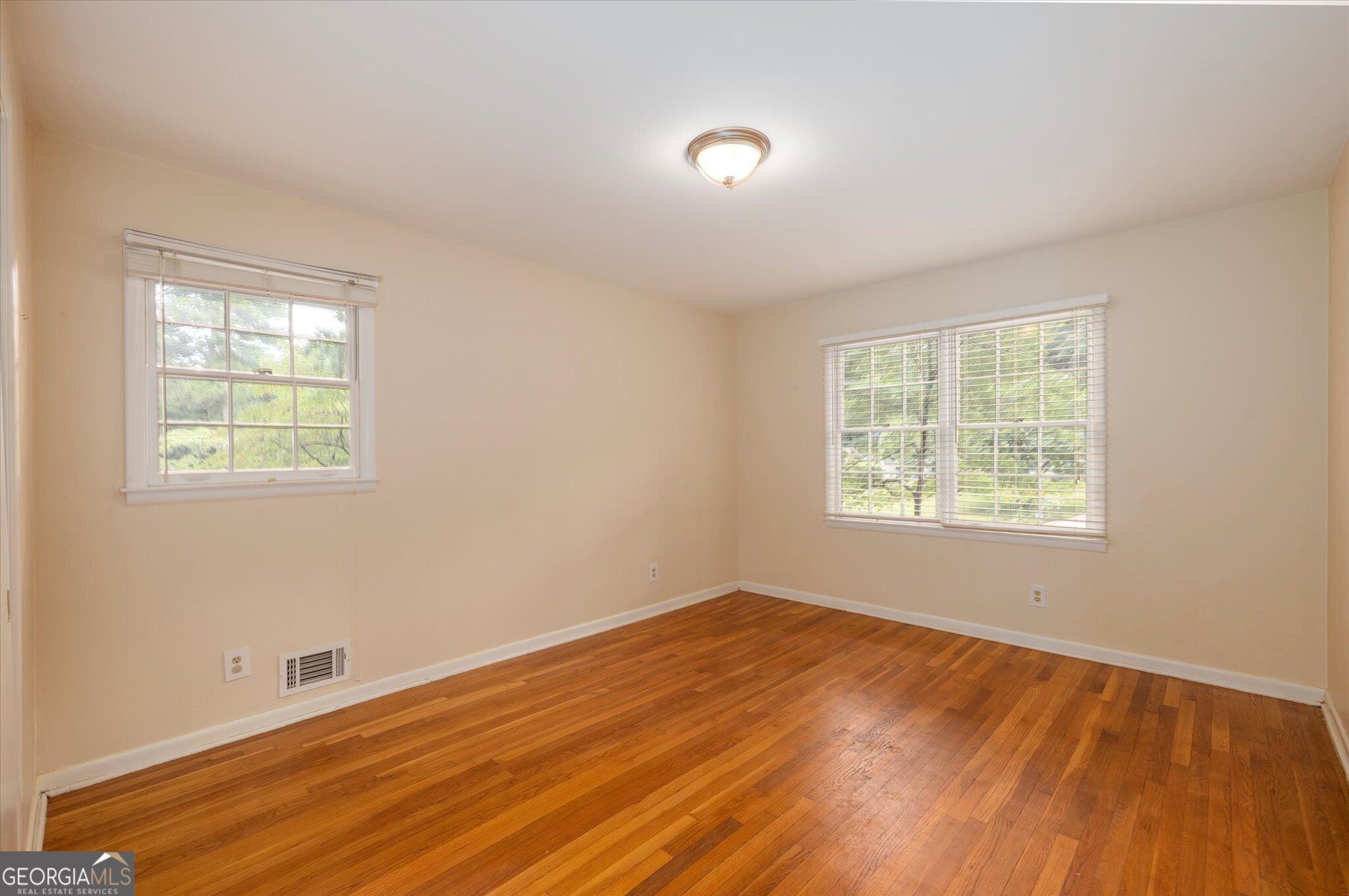 3921 Woburn Drive Property Photo 36
