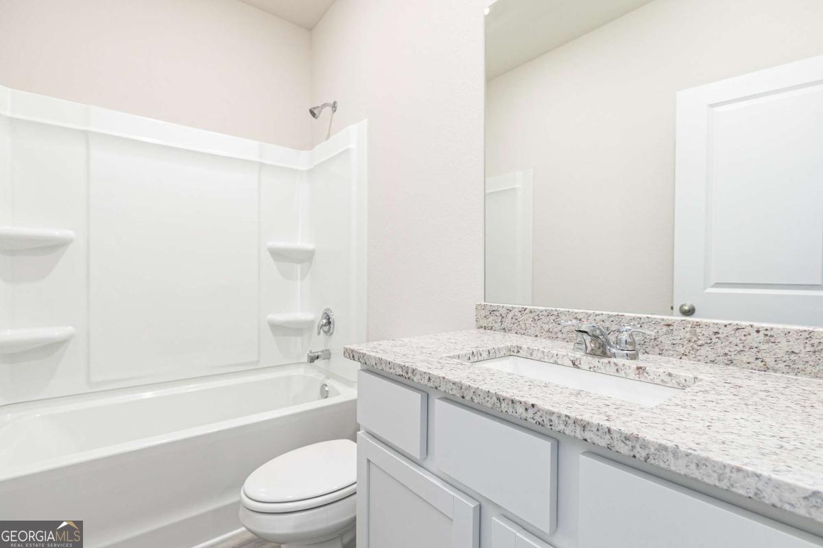 387 Sand Dune Way Property Photo 8