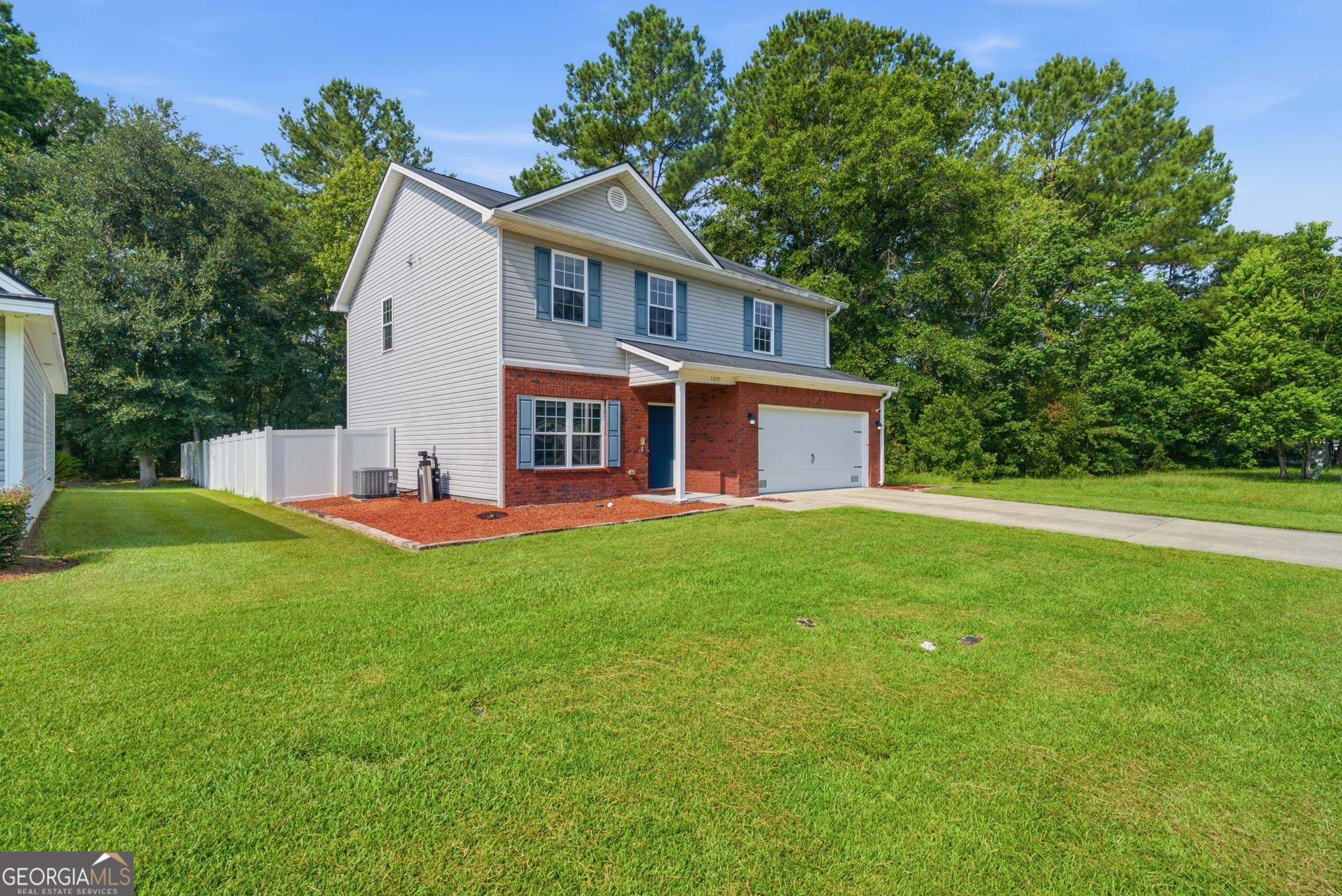 1277 Peacock Trail Property Photo 3