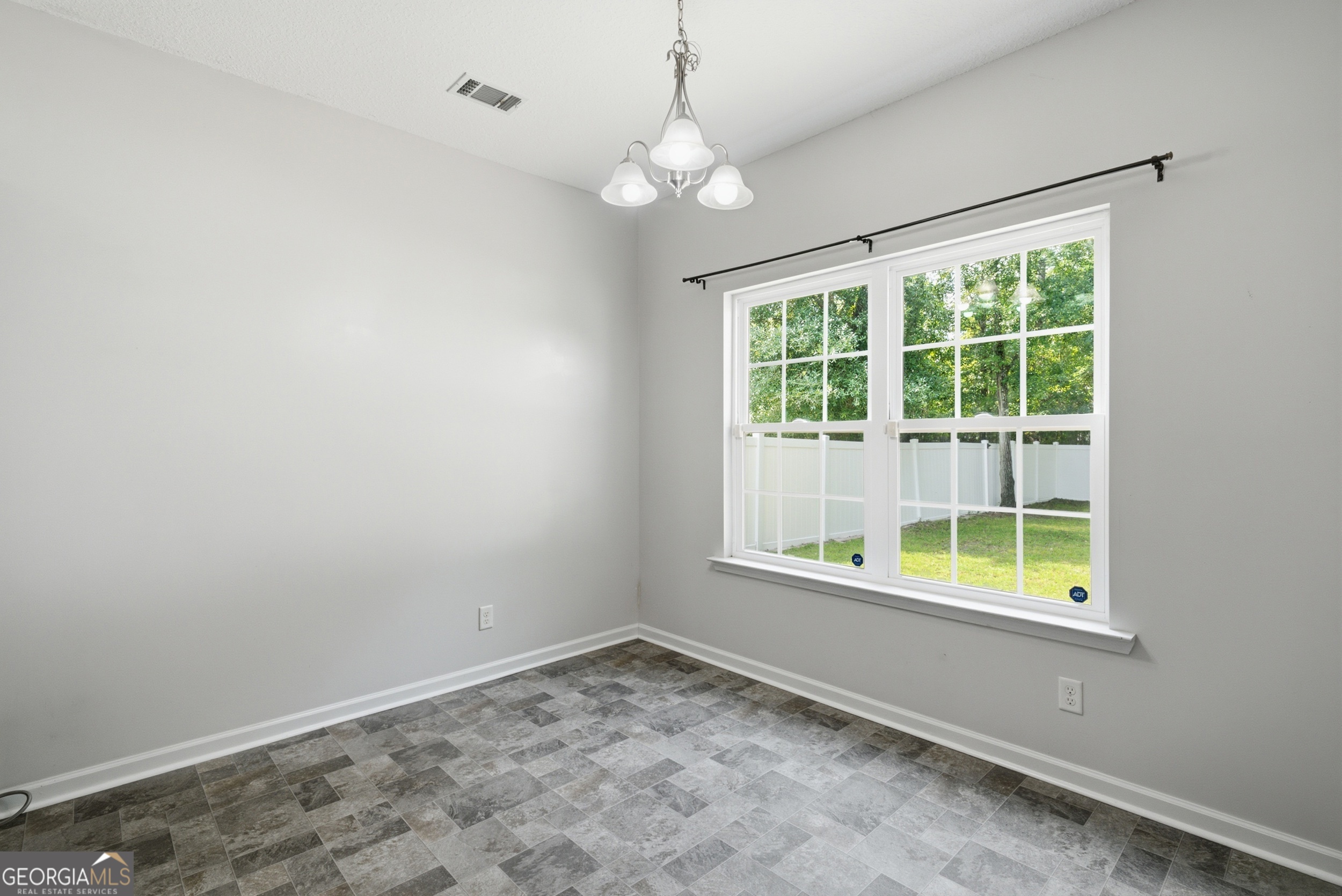 1277 Peacock Trail Property Photo 7