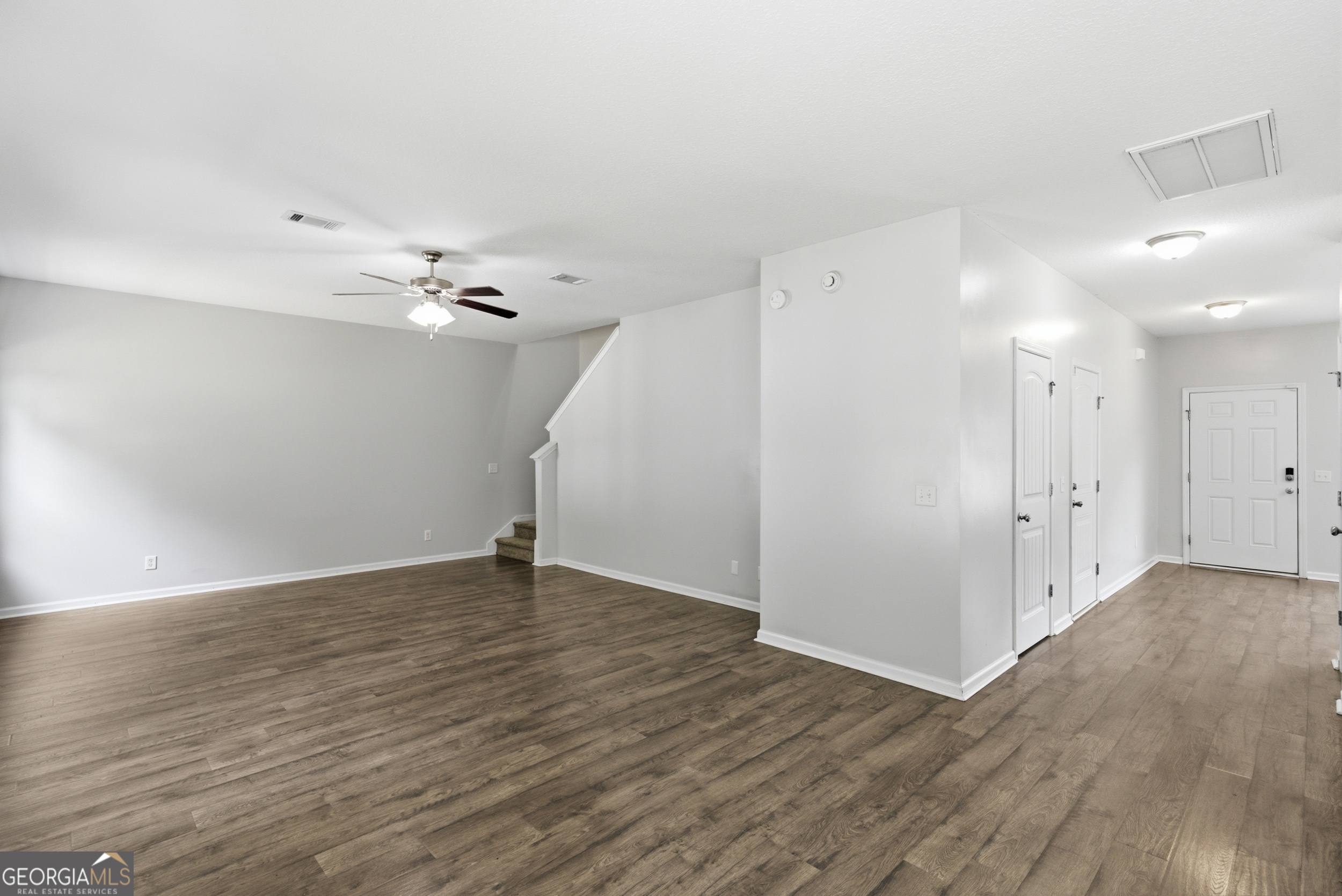 1277 Peacock Trail Property Photo 12
