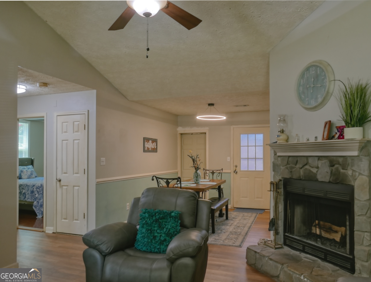 107 Honeysuckle Lane Property Photo 2