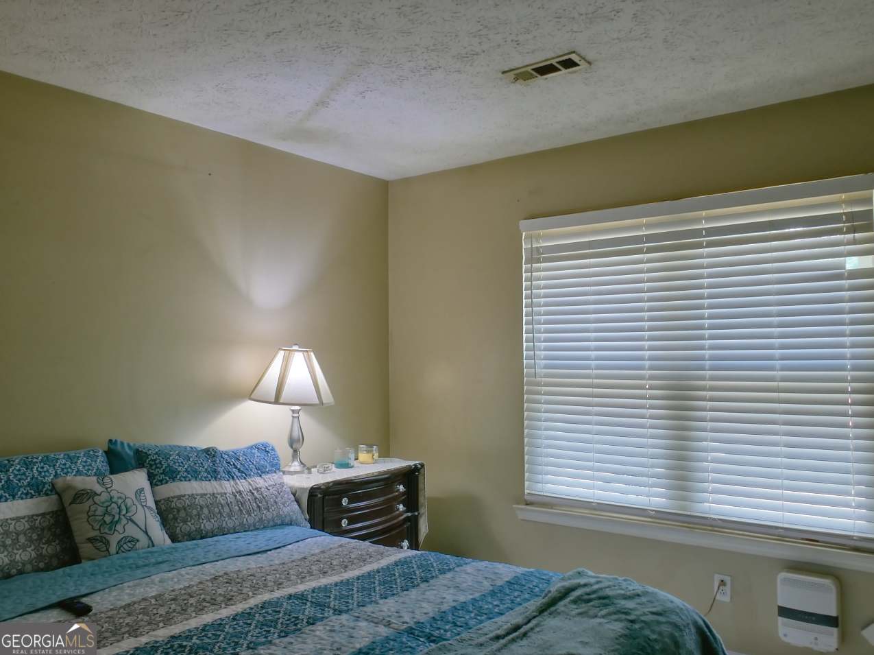 107 Honeysuckle Lane Property Photo 6