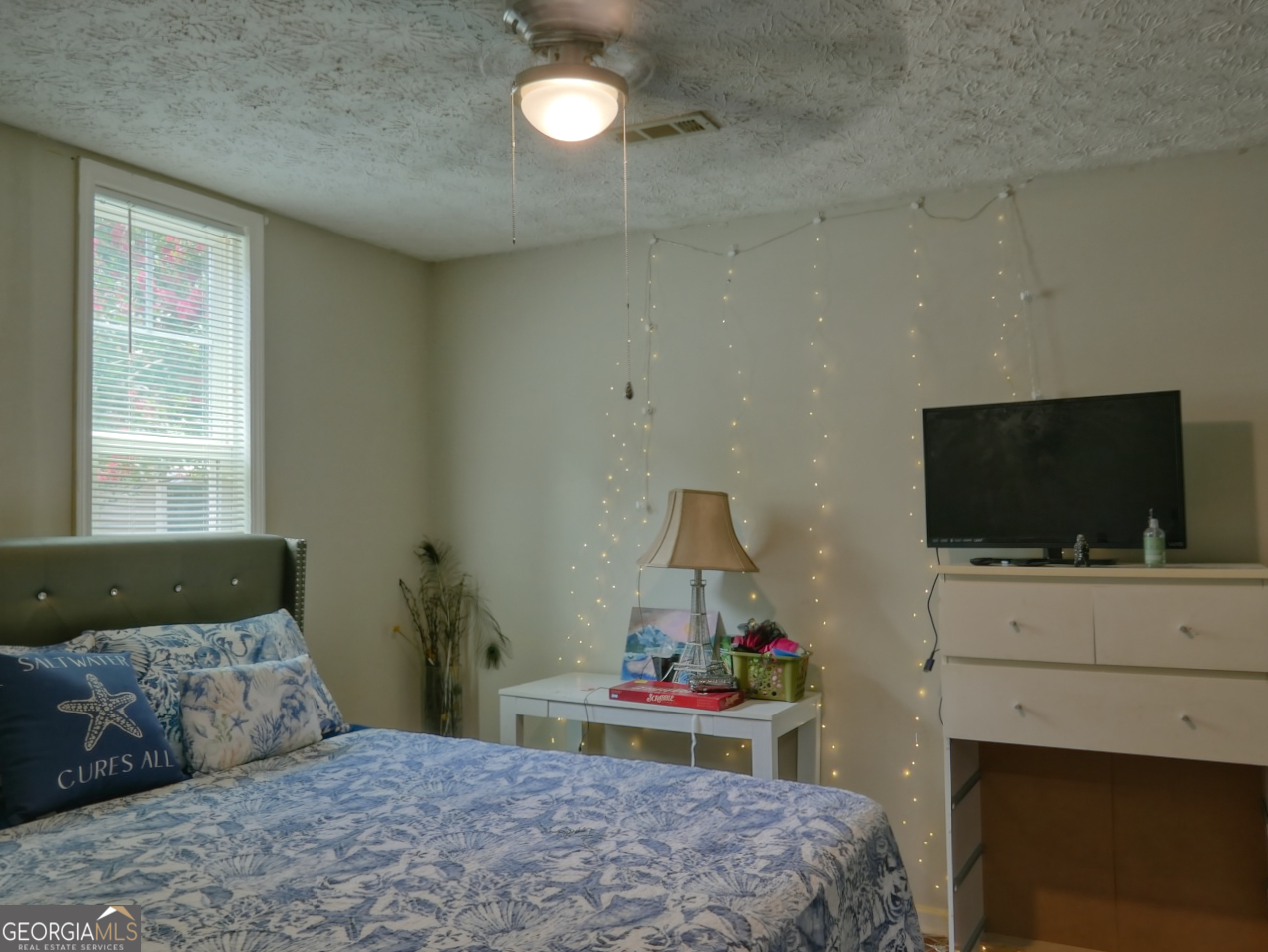 107 Honeysuckle Lane Property Photo 9