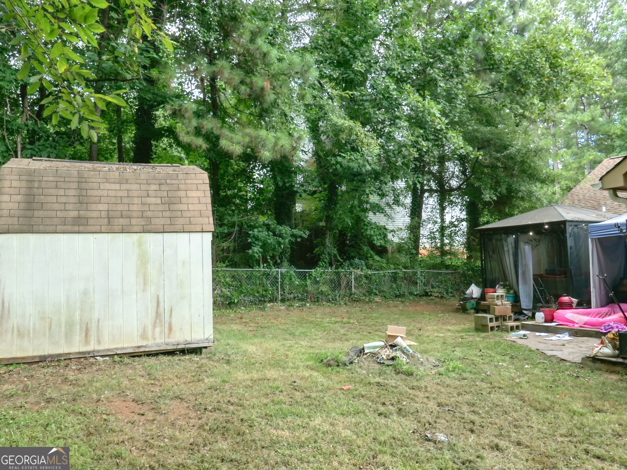 107 Honeysuckle Lane Property Photo 12