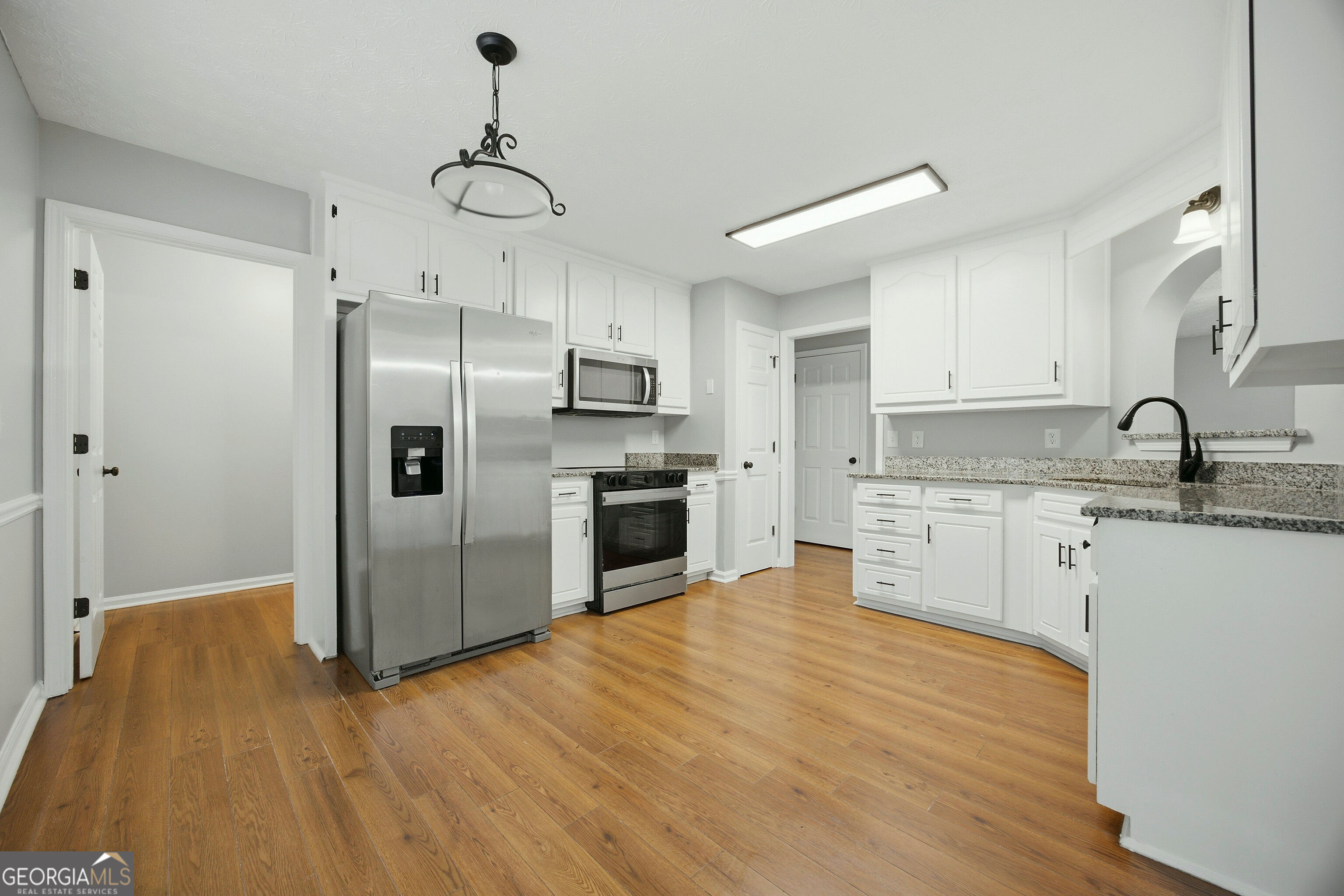 2945 Emerald Springs Drive Property Photo 6