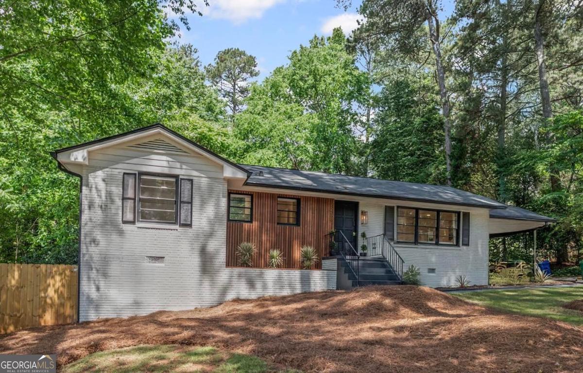 2238 Pinecliff Drive Ne Property Photo 1