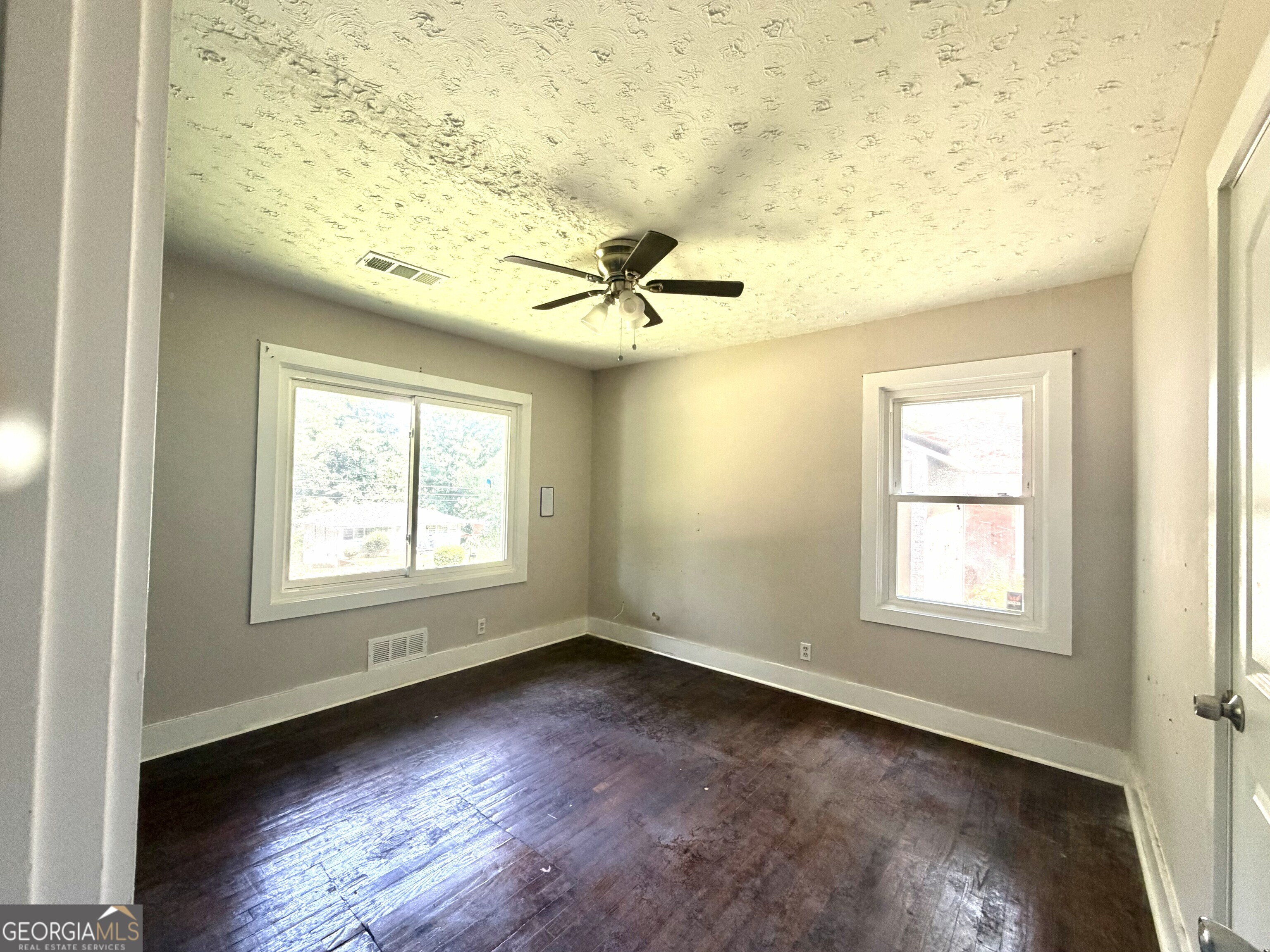 2486 Ivydale Drive Sw Property Photo 15