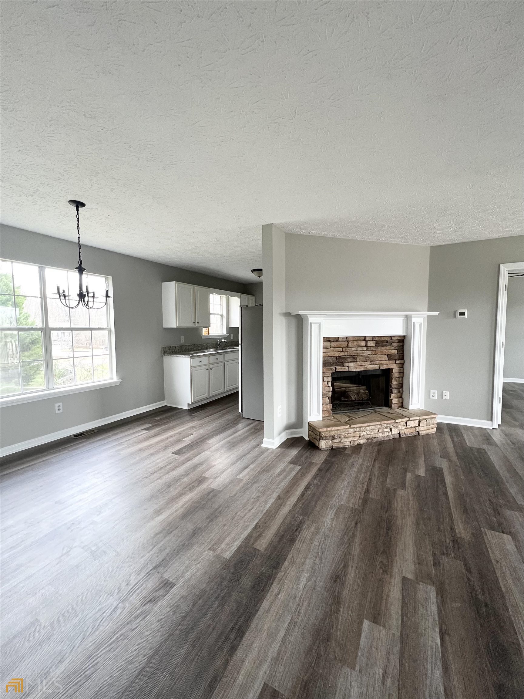 397 Pleasant Way Property Photo 1